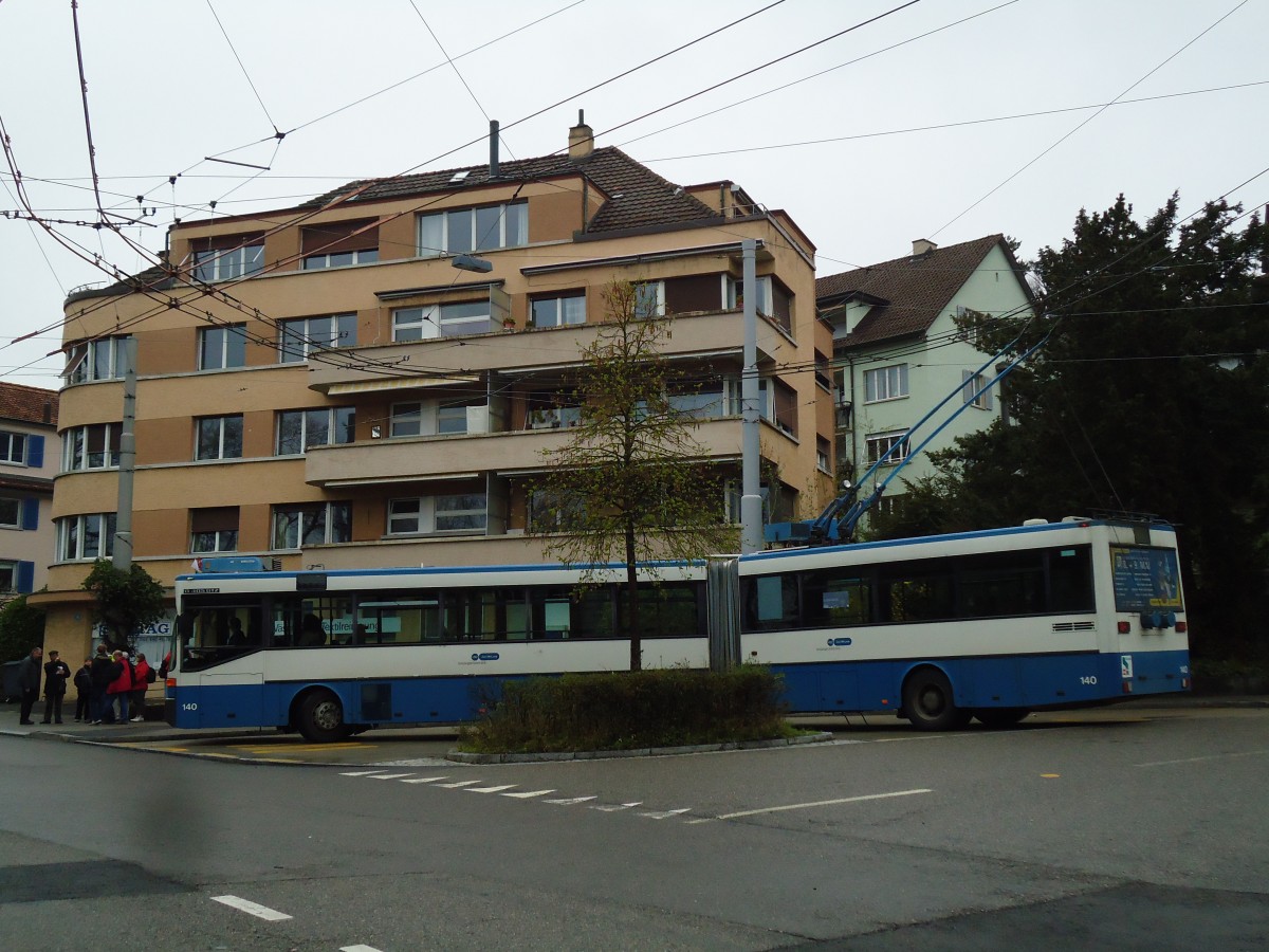 (143'761) - VBZ Zrich - Nr. 140 - Mercedes Gelenktrolleybus am 21. April 2013 in Zrich, Lehenstrasse