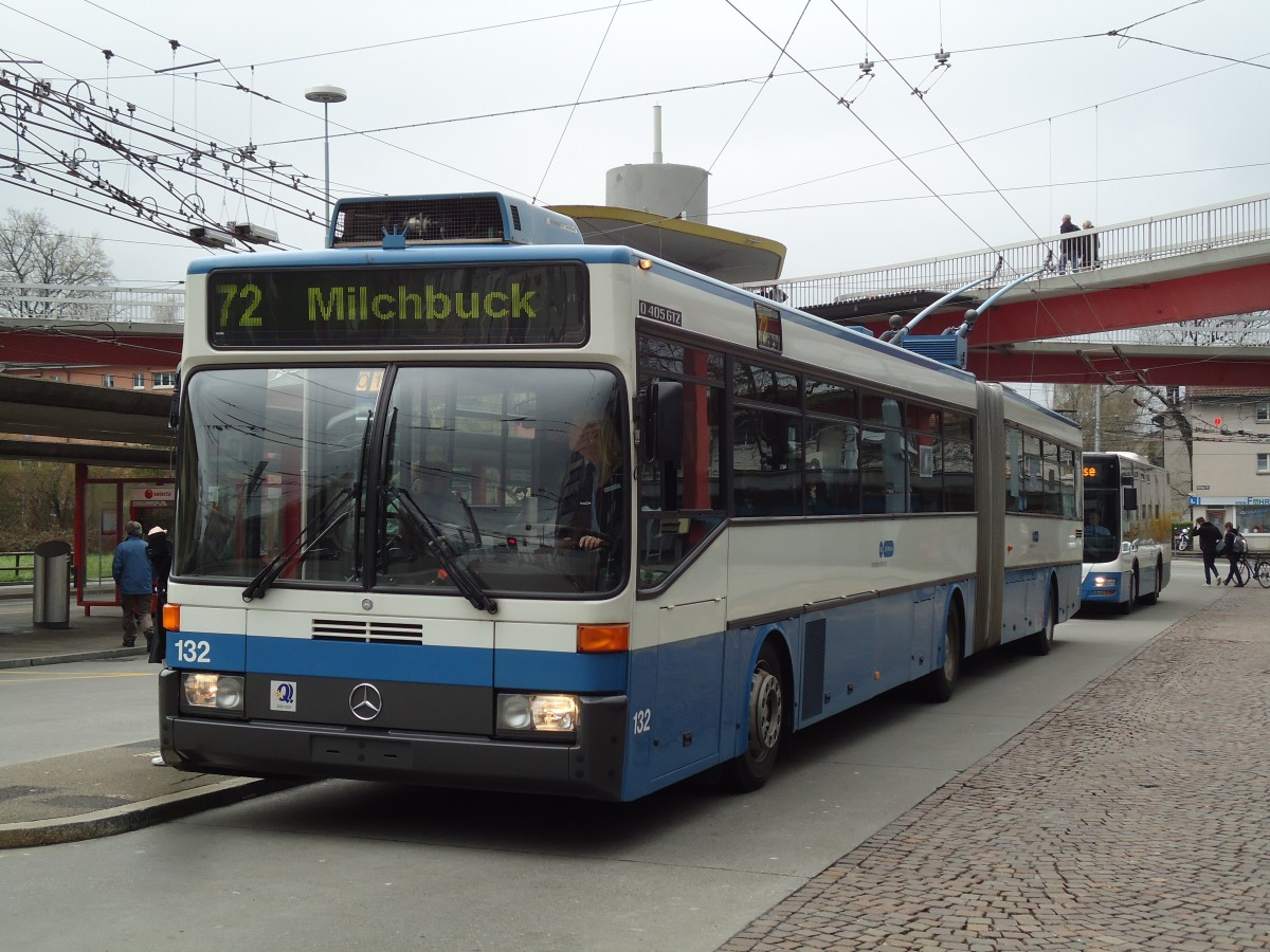 (143'802) - VBZ Zrich - Nr. 132 - Mercedes Gelenktrolleybus am 21. April 2013 in Zrich, Bucheggplatz