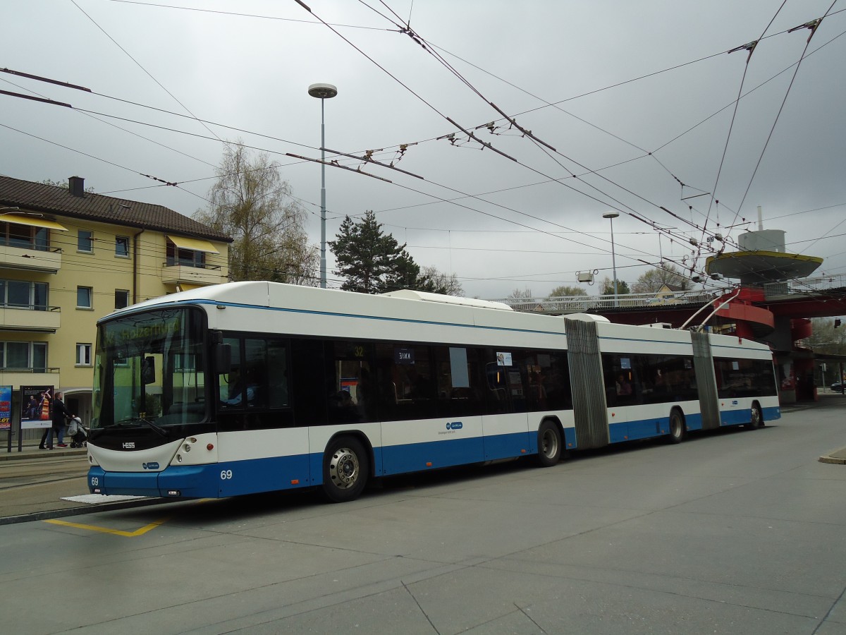 (143'817) - VBZ Zrich - Nr. 69 - Hess/Hess Doppelgelenktrolleybus am 21. April 2013 in Zrich, Bucheggplatz