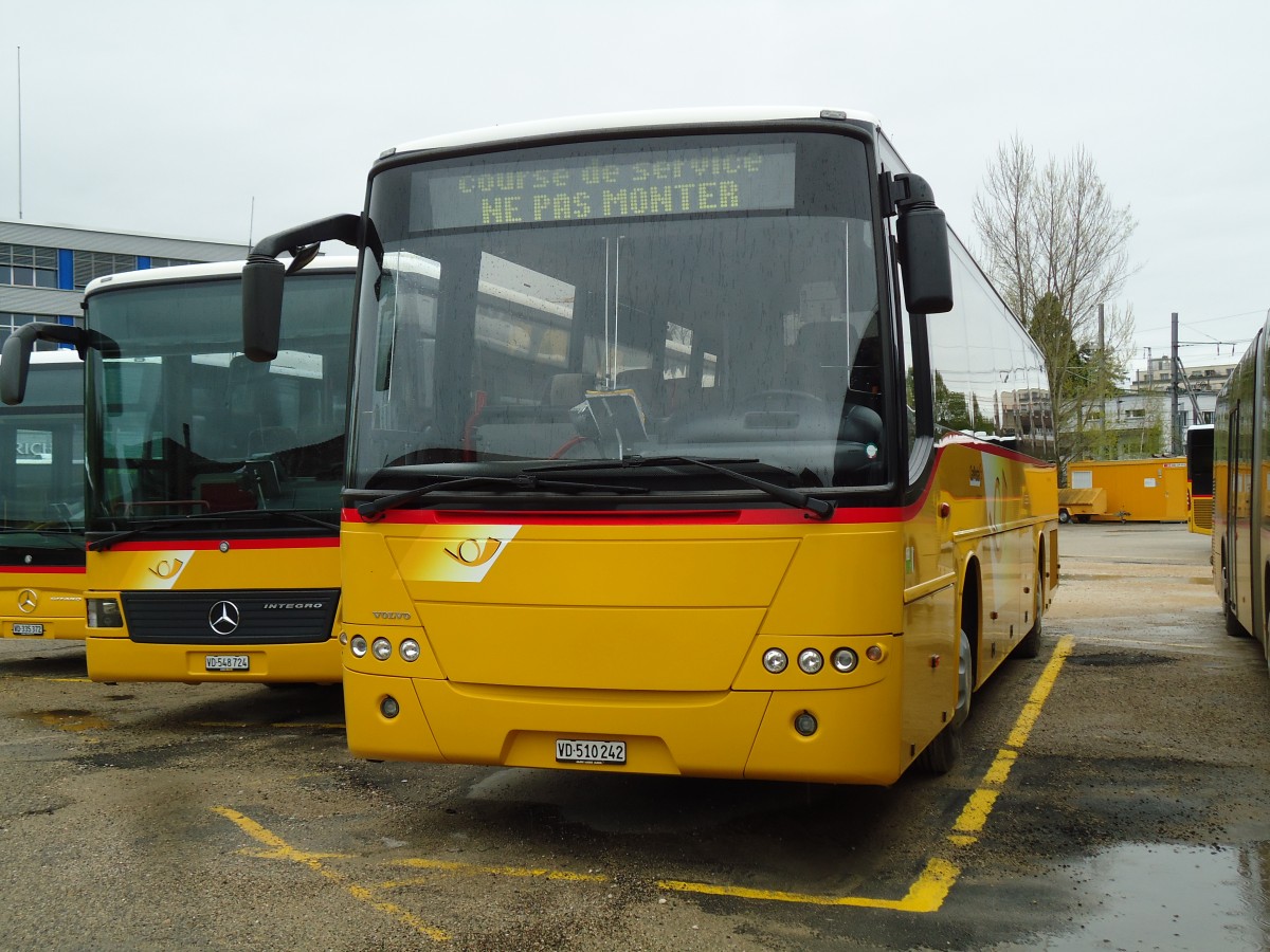 (143'890) - CarPostal Ouest - VD 510'242 - Volvo (ex P 25'163) - Volvo am 27. April 2013 in Yverdon, Garage