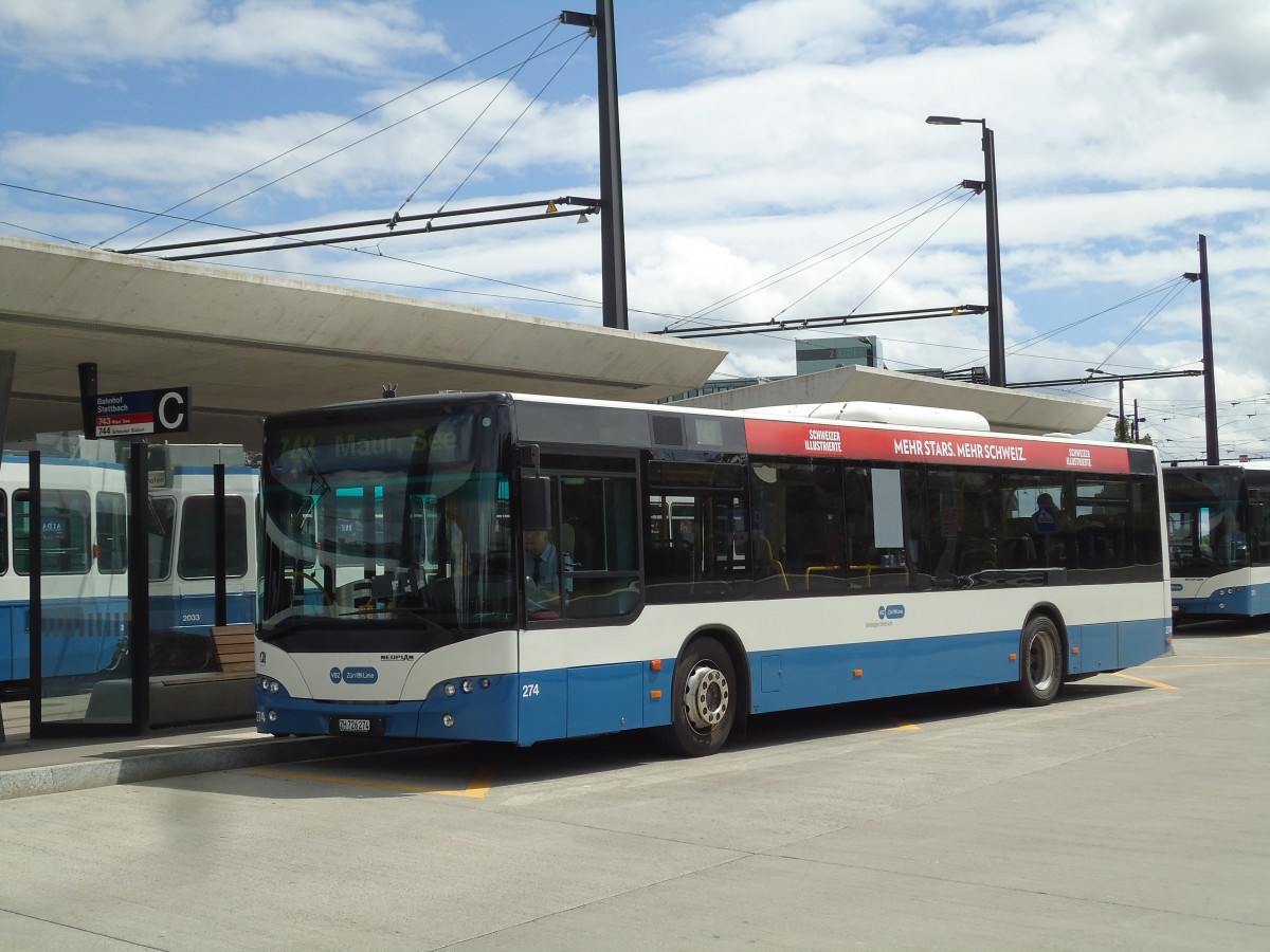 (144'420) - VBZ Zrich - Nr. 274/ZH 726'274 - Neoplan am 20. Mai 2013 beim Bahnhof Zrich-Stettbach