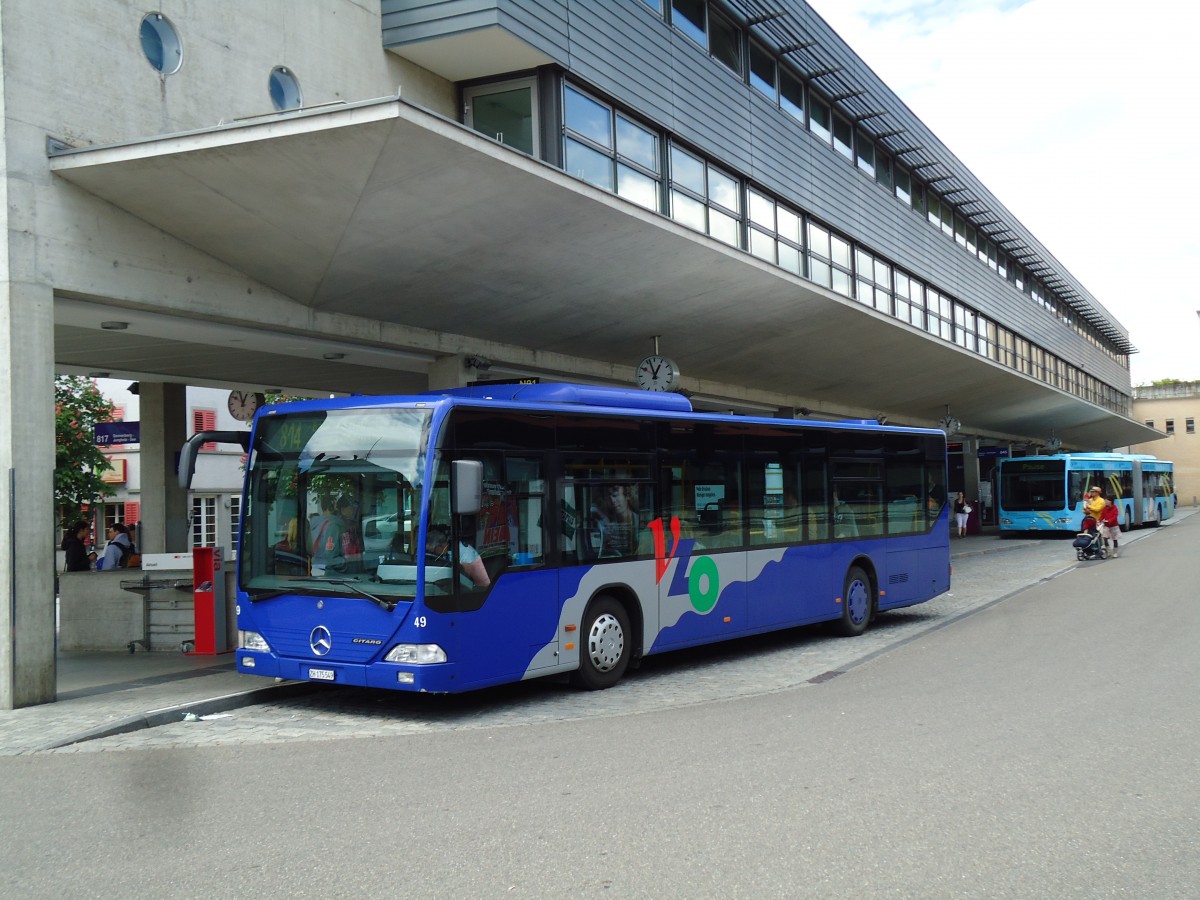 (144'426) - VZO Grningen - Nr. 49/ZH 175'549 - Mercedes am 20. Mai 2013 beim Bahnhof Uster