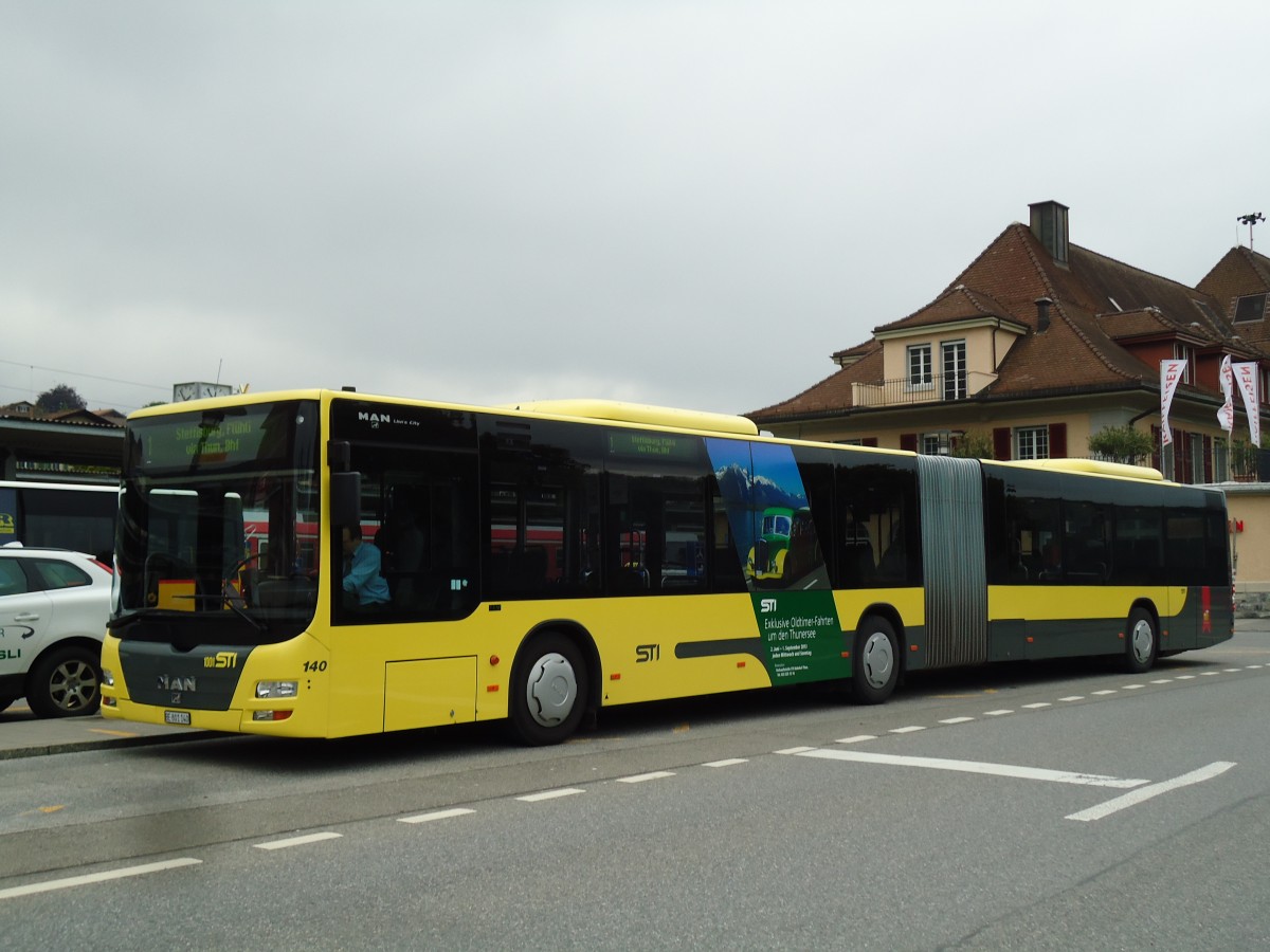 (144'790) - STI Thun - Nr. 140/BE 801'140 - MAN am 2. Juni 2013 beim Bahnhof Spiez