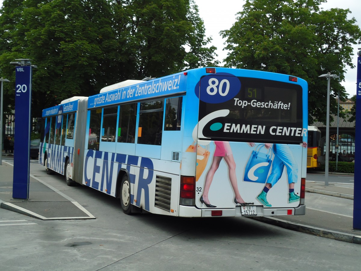 (144'937) - AAGR Rothenburg - Nr. 32/LU 15'712 - Scania/Hess am 10. Juni 2013 beim Bahnhof Luzern