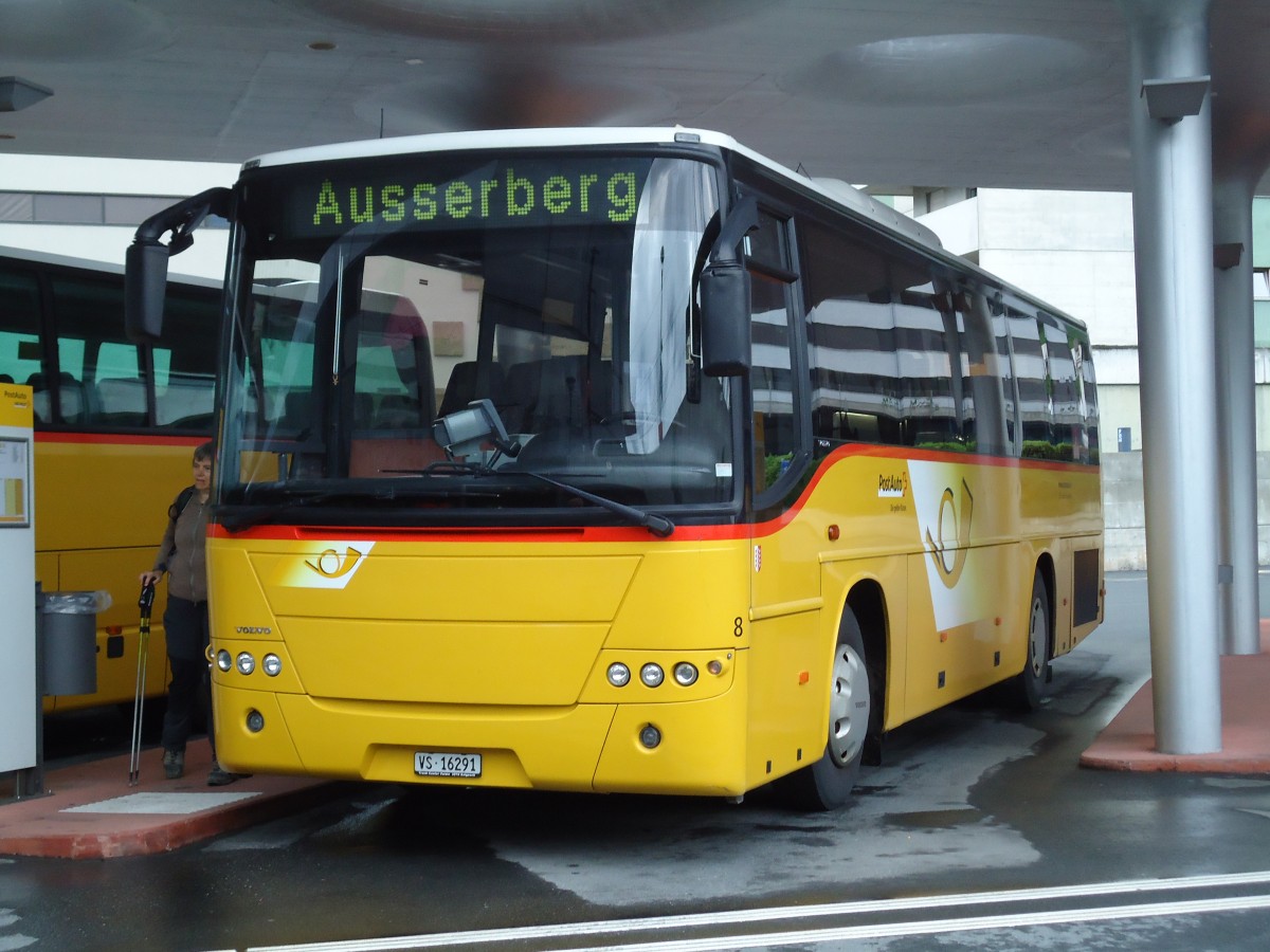 (145'312) - BUS-trans, Visp - Nr. 8/VS 16'291 - Volvo (ex Bumann, Ausserberg Nr. 8) am 22. Juni 2013 beim Bahnhof Visp