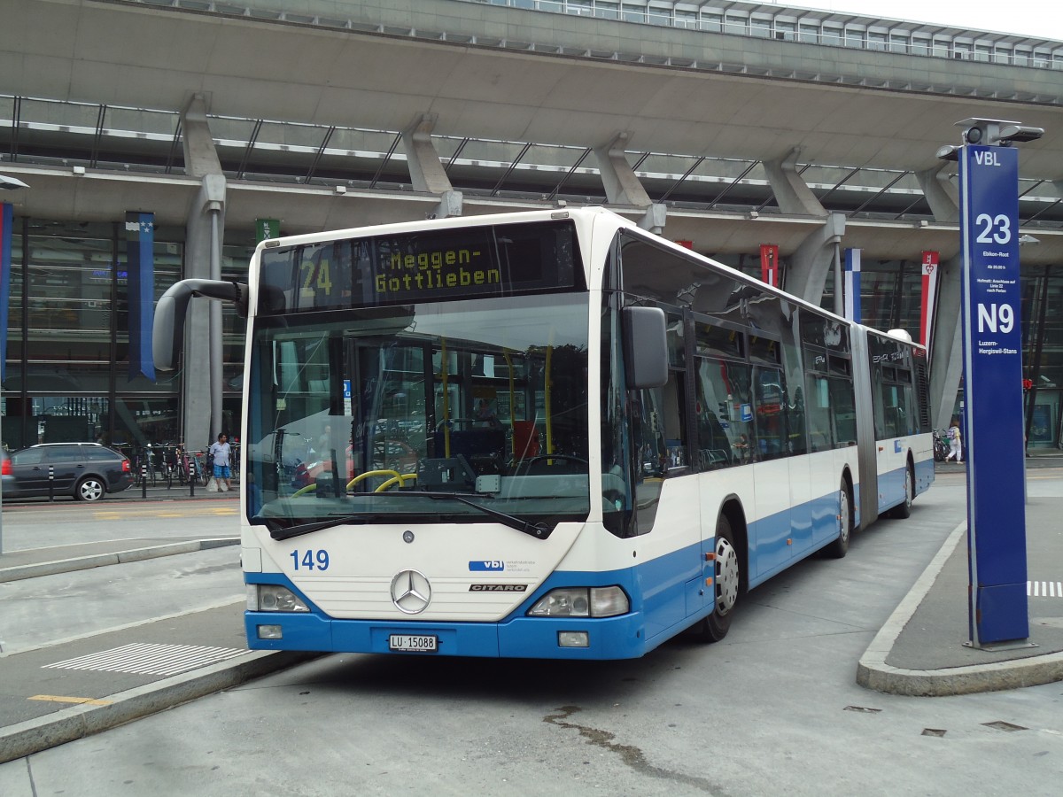 (145'720) - VBL Luzern - Nr. 149/LU 15'088 - Mercedes (ex Heggli, Kriens Nr. 711) am 8. Juli 2013 beim Bahnhof Luzern