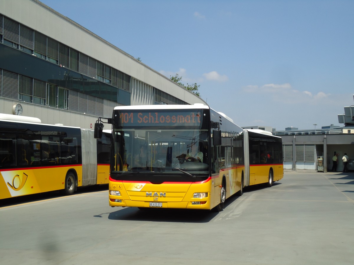 (145'725) - PostAuto Bern - Nr. 666/BE 615'371 - MAN am 8. Juli 2013 in Bern, Postautostation