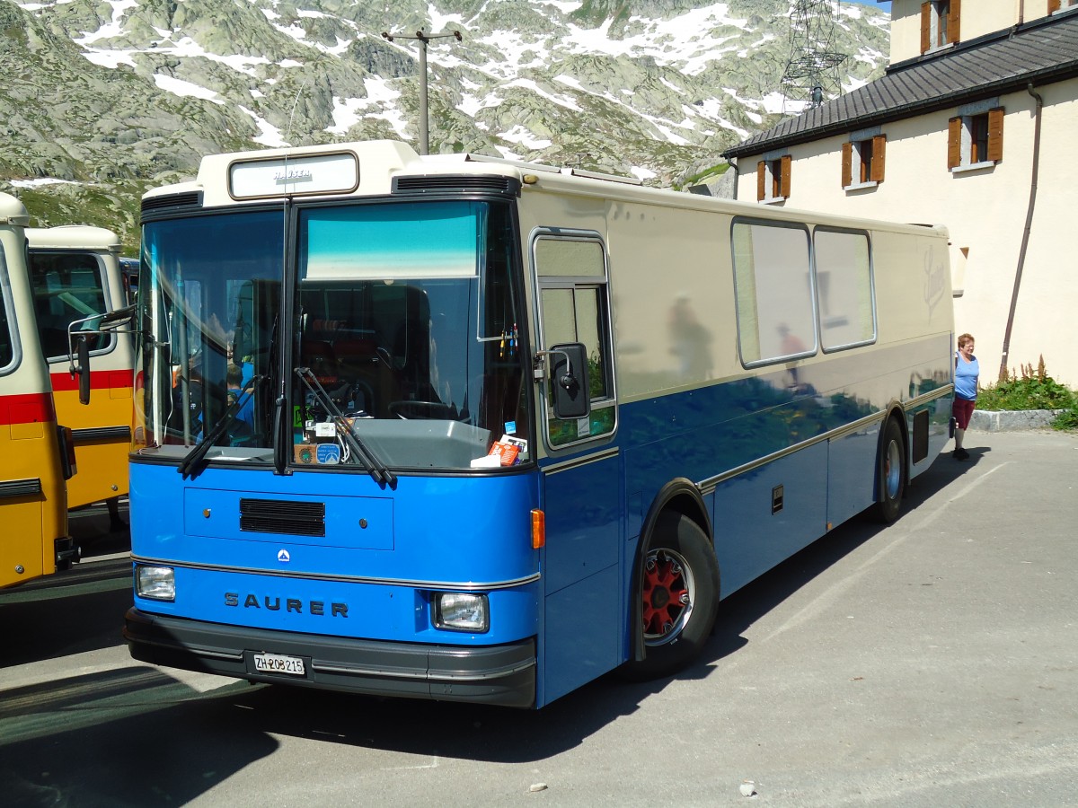 (145'829) - Hauser, Wdenswil - ZH 203'215 - Saurer/R&J (ex Bucher, Grt; ex P 25'648) am 20. Juli 2013 in Gotthard, Passhhe