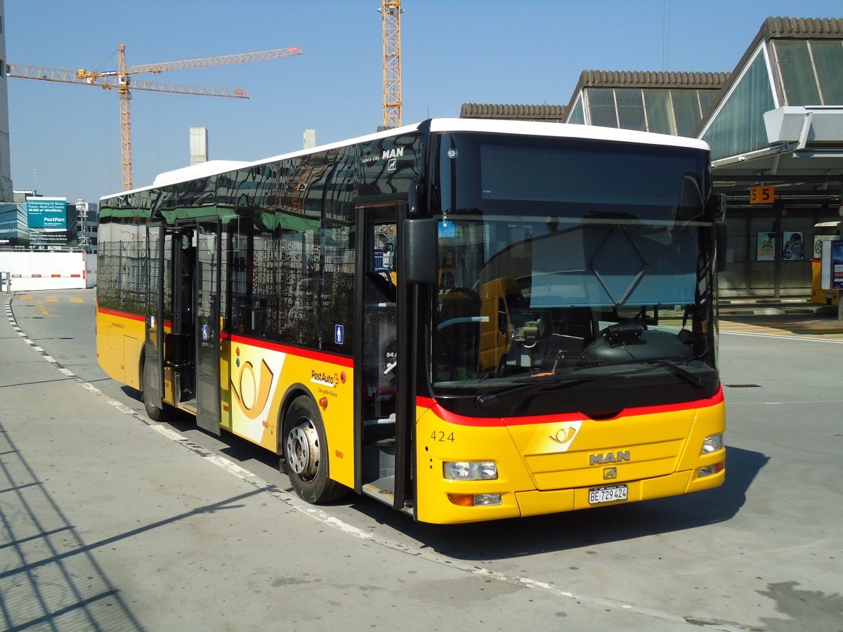 (145'995) - PostAuto Bern - Nr. 424/BE 729'424 - MAN/Gppel (ex Matt, FL-Mauren Nr. 58) am 22. Juli 2013 in Bern, Postautostation