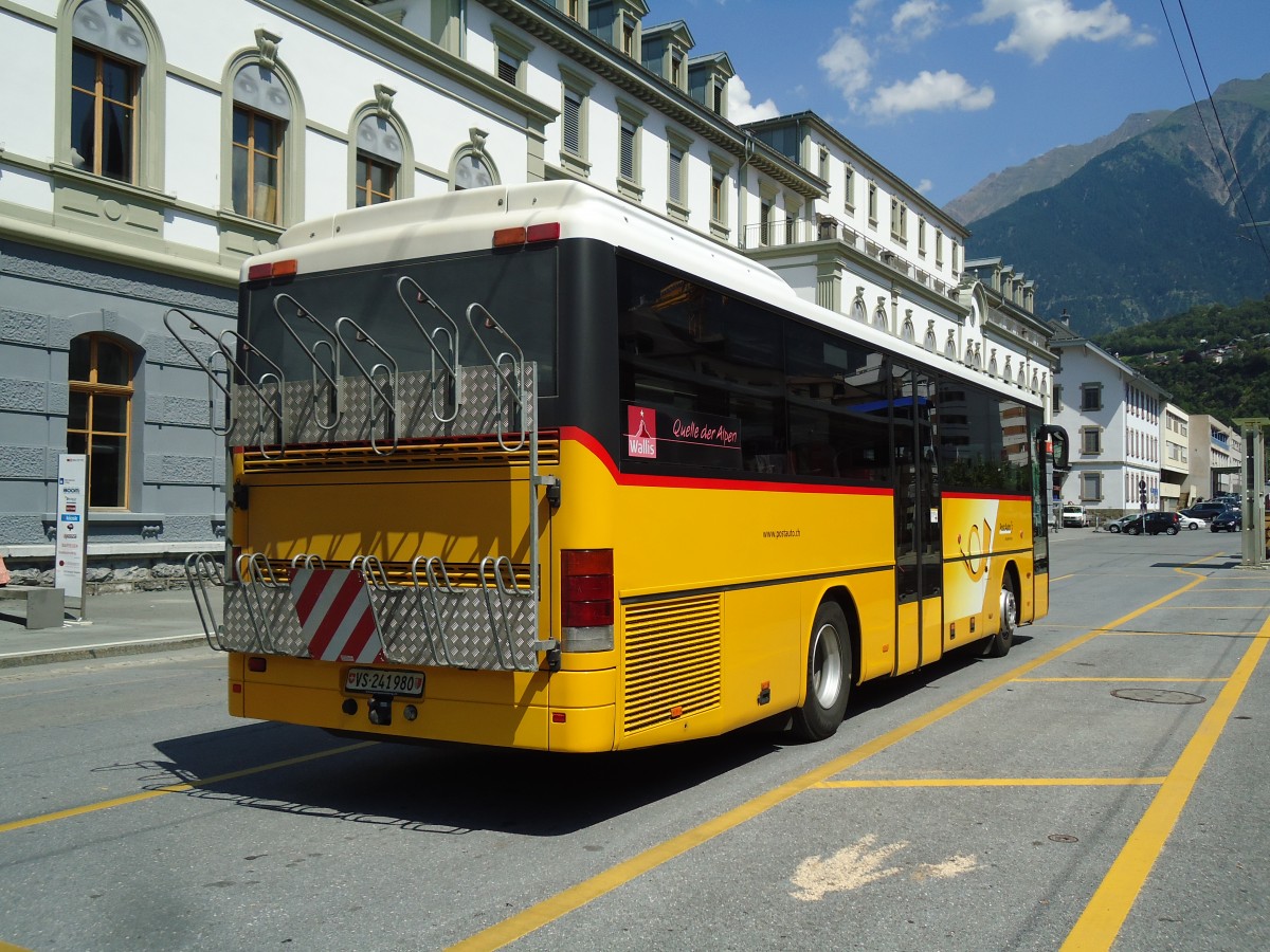 (146'263) - PostAuto Wallis - VS 241'980 - Setra (ex Zerzuben, Visp-Eyholz Nr. 66; ex Zerzuben, Visp-Eyholz Nr. 13; ex BVZ Brig Nr. 13) am 5. August 2013 beim Bahnhof Brig