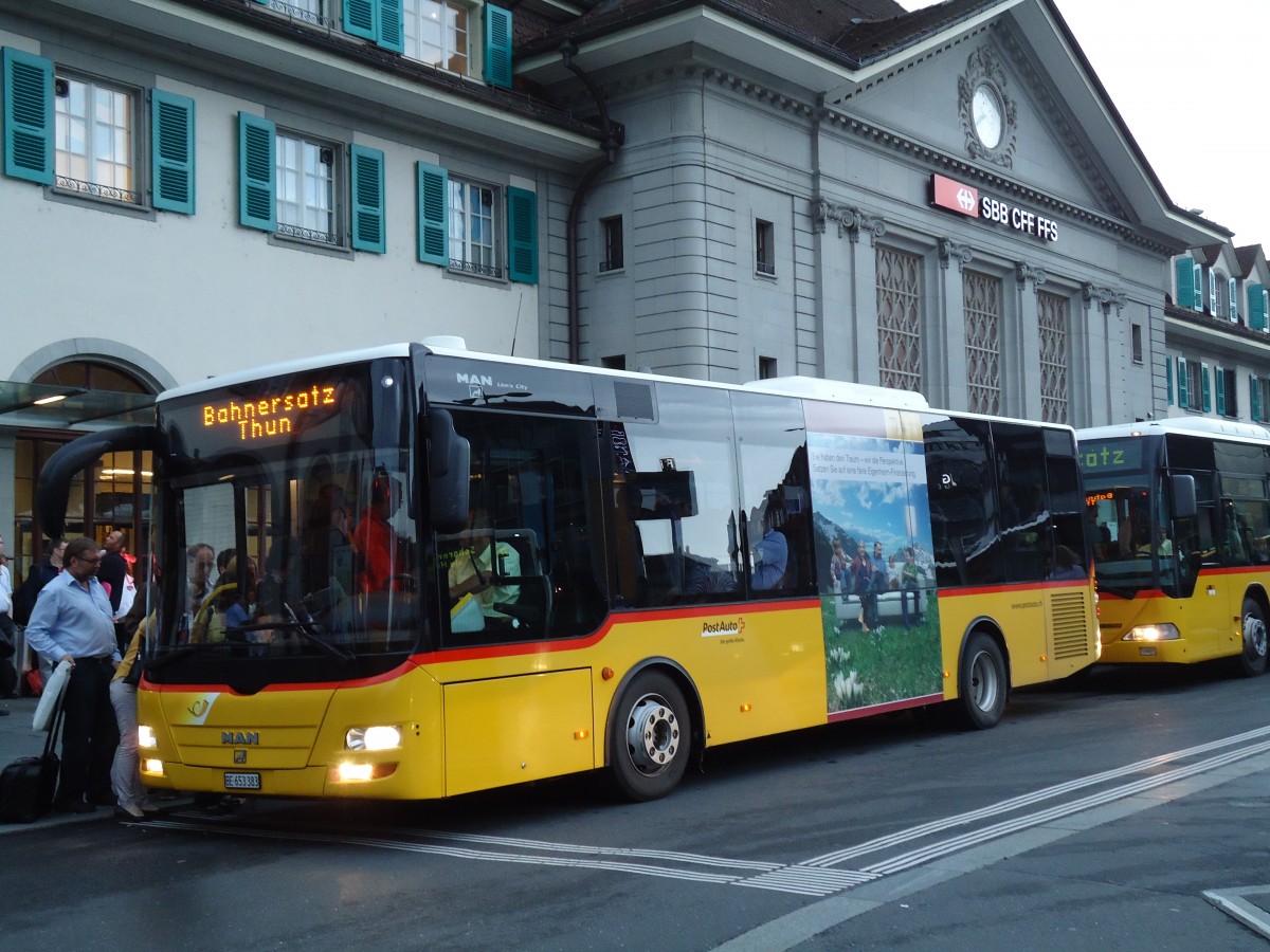 (146'281) - PostAuto Bern - BE 653'383 - MAN/Gppel am 8. August 2013 beim Bahnhof Thun