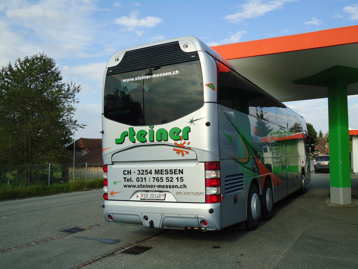 (146'858) - Steiner, Messsen - SO 20'148 - Neoplan am 31. August 2013 in Messen, Garage