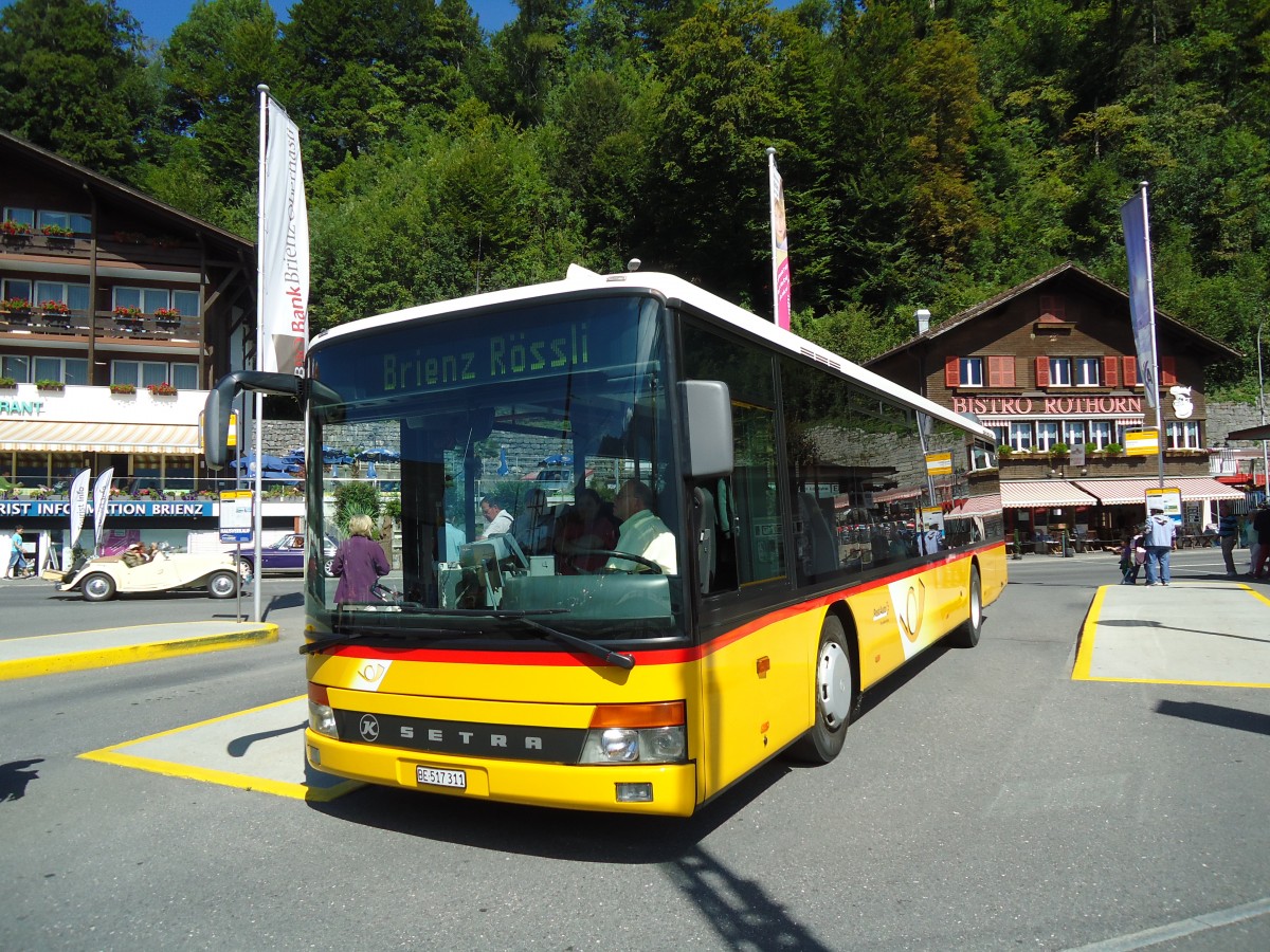 (146'978) - Flck, Brienz - Nr. 2/BE 517'311 - Setra (ex AVBB Schwanden) am 2. September 2013 beim Bahnhof Brienz