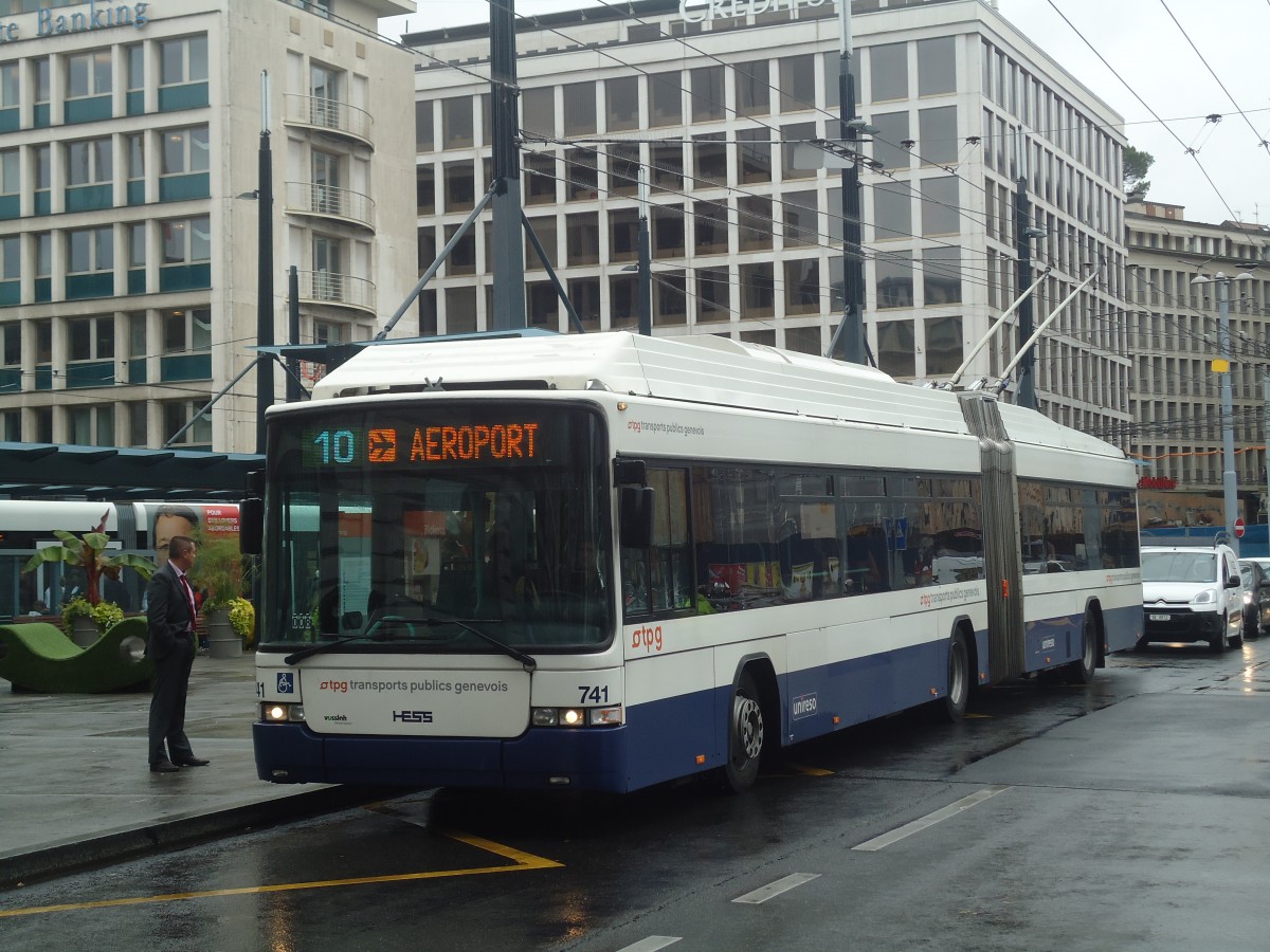 (147'177) - TPG Genve - Nr. 741 - Hess/Hess Gelenktrolleybus am 16. September 2013 in Genve, Bel-Air