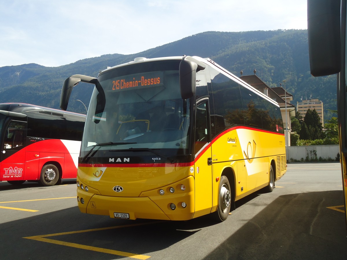 (147'326) - TMR Martigny - Nr. 126/VS 1109 - MAN/Beulas am 22. September 2013 beim Bahnhof Martigny