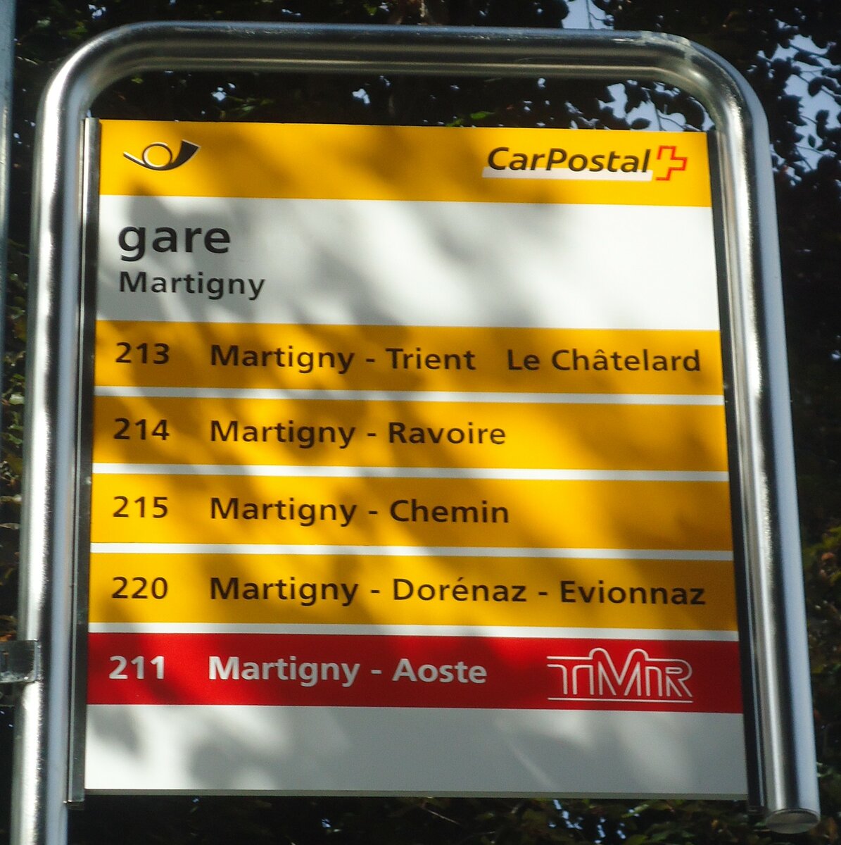 (147'333) - PostAuto/TMR-Haltestellenschild - Martigny, gare - am 22. September 2013