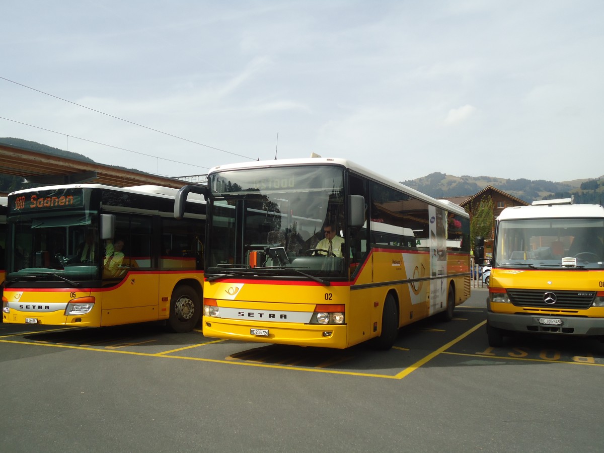 (147'392) - Kbli, Gstaad - Nr. 2/BE 235'726 - Setra am 28. September 2013 beim Bahnhof Gstaad