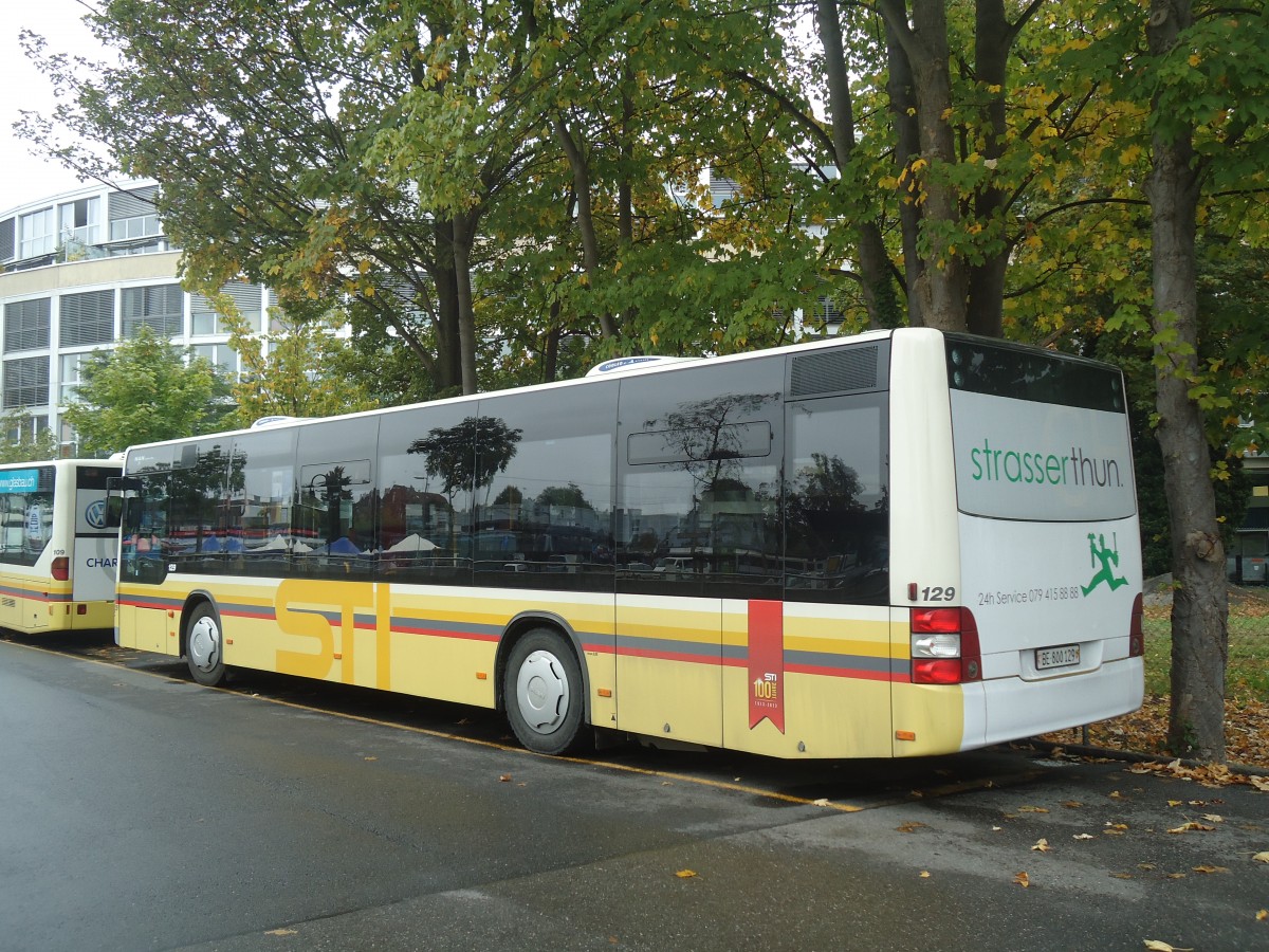 (147'427) - STI Thun - Nr. 129/BE 800'129 - MAN am 30. September 2013 bei der Schifflndte Thun