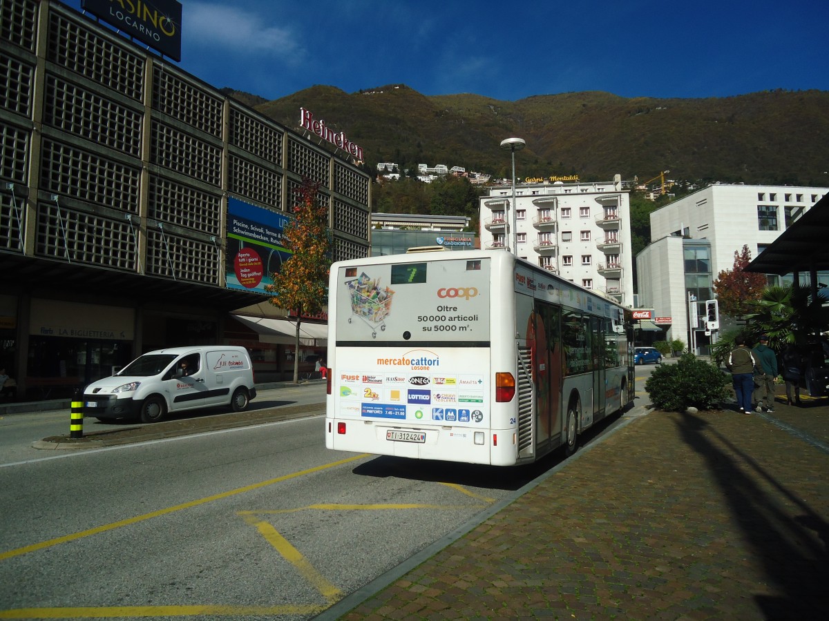 (147'626) - FART Locarno - Nr. 24/TI 312'424 - Mercedes am 5. November 2013 beim Bahnhof Locarno