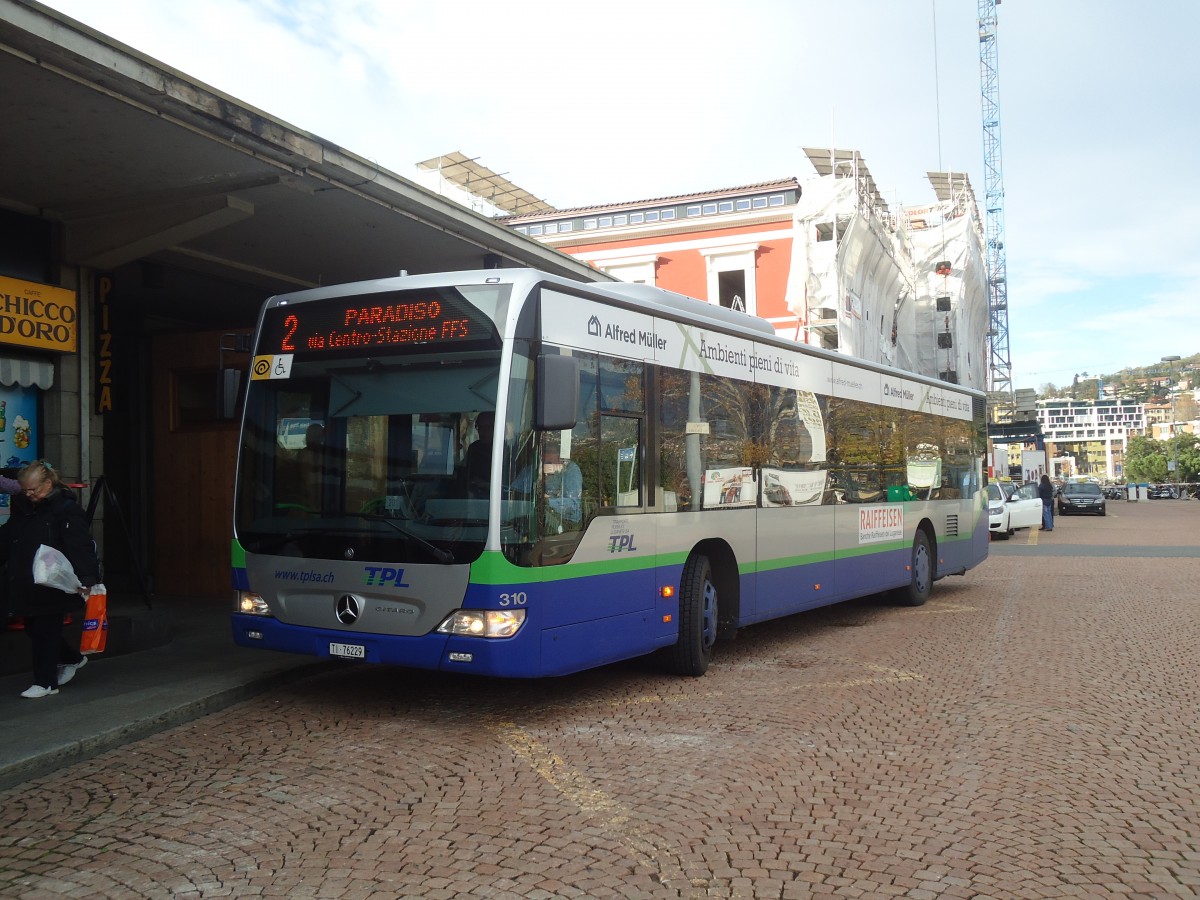 (147'687) - TPL Lugano - Nr. 310/TI 76'229 - Mercedes am 5. November 2013 beim Bahnhof Lugano