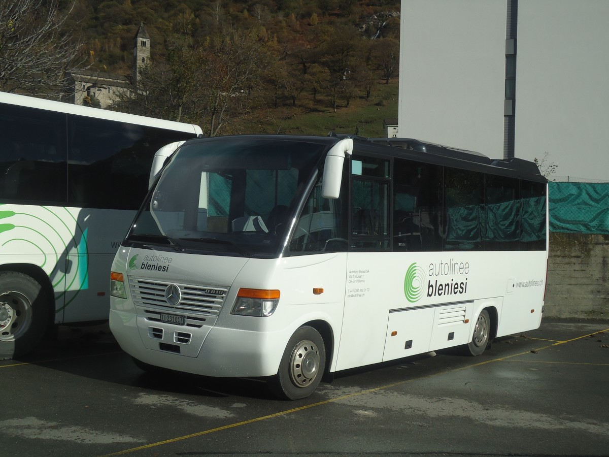 (147'871) - ABl Biasca - Nr. 17/TI 231'017 - Mercedes am 6. November 2013 in Biasca, Garage