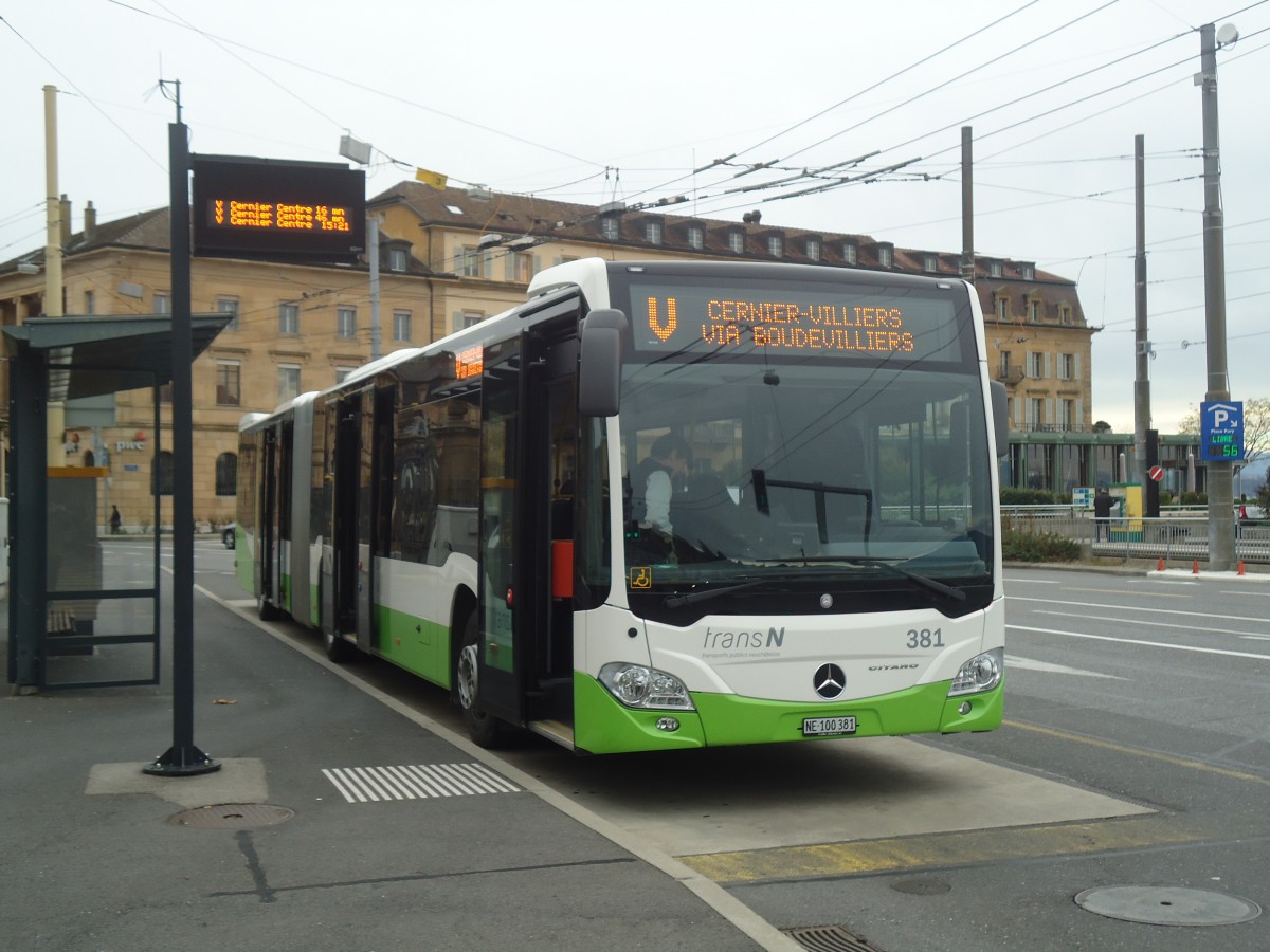 (147'989) - transN, La Chaux-de-Fonds - Nr. 381/NE 100'381 - Mercedes am 8. November 2013 in Neuchtel, Place Pury