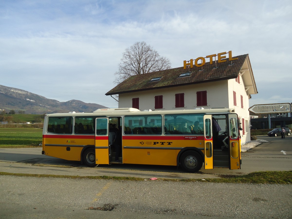 (148'184) - Bernair, Mnsingen - BE 651'182 - Saurer/Tscher (ex Schebath, Lauerz; ex Albin, Fllanden; ex Heim, Flums) am 7. Dezember 2013 in Wangen a.A., Hotel Al Ponte