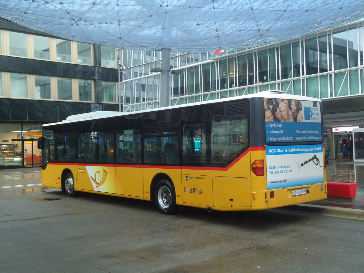 (148'507) - PostAuto Nordschweiz - AG 336'805 - Mercedes am 26. Dezember 2013 beim Bahnhof Aarau