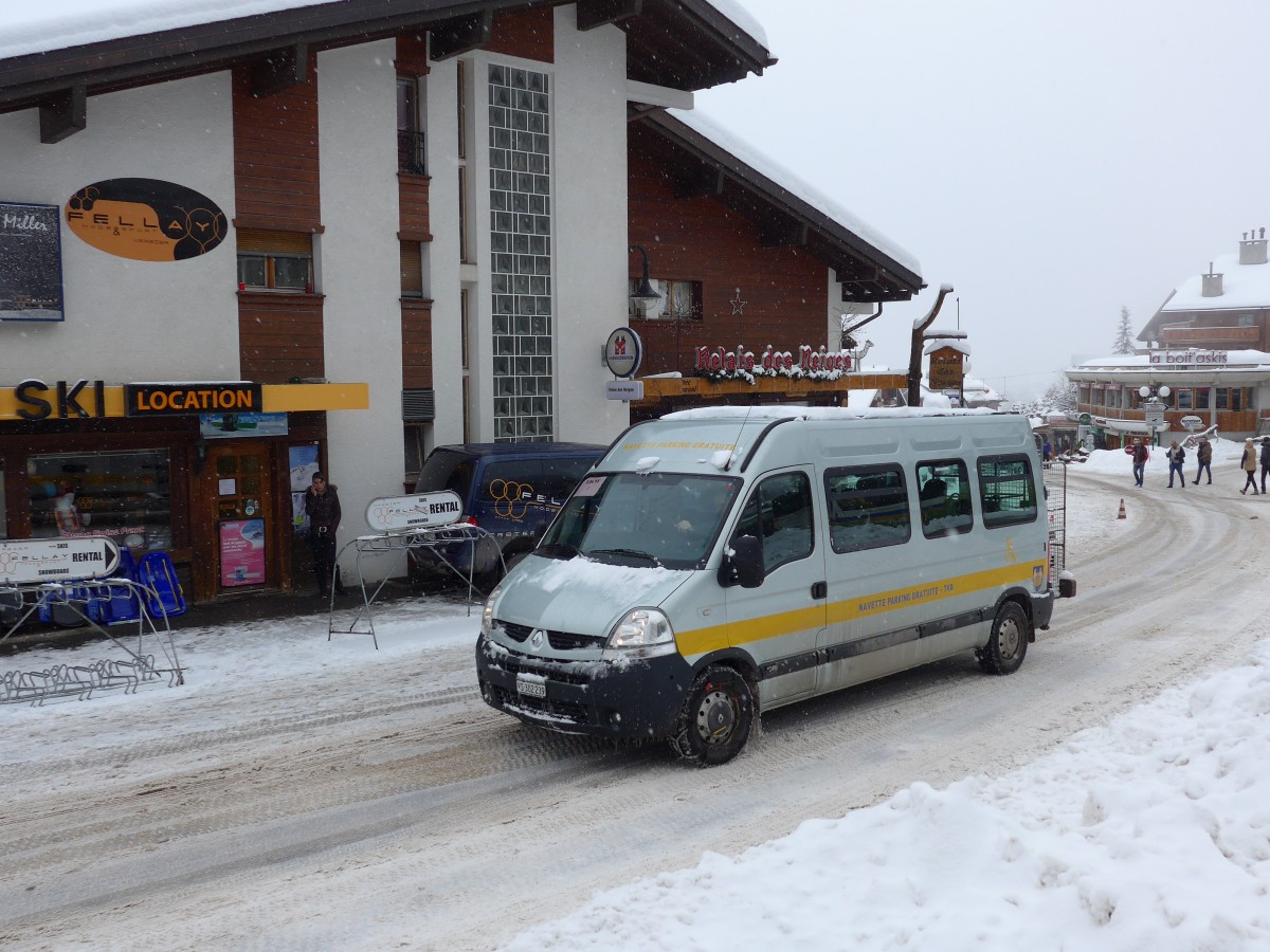 (148'720) - TVB Verbier - VS 302'239 - Renault am 2. Februar 2014 in Verbier, Mdran