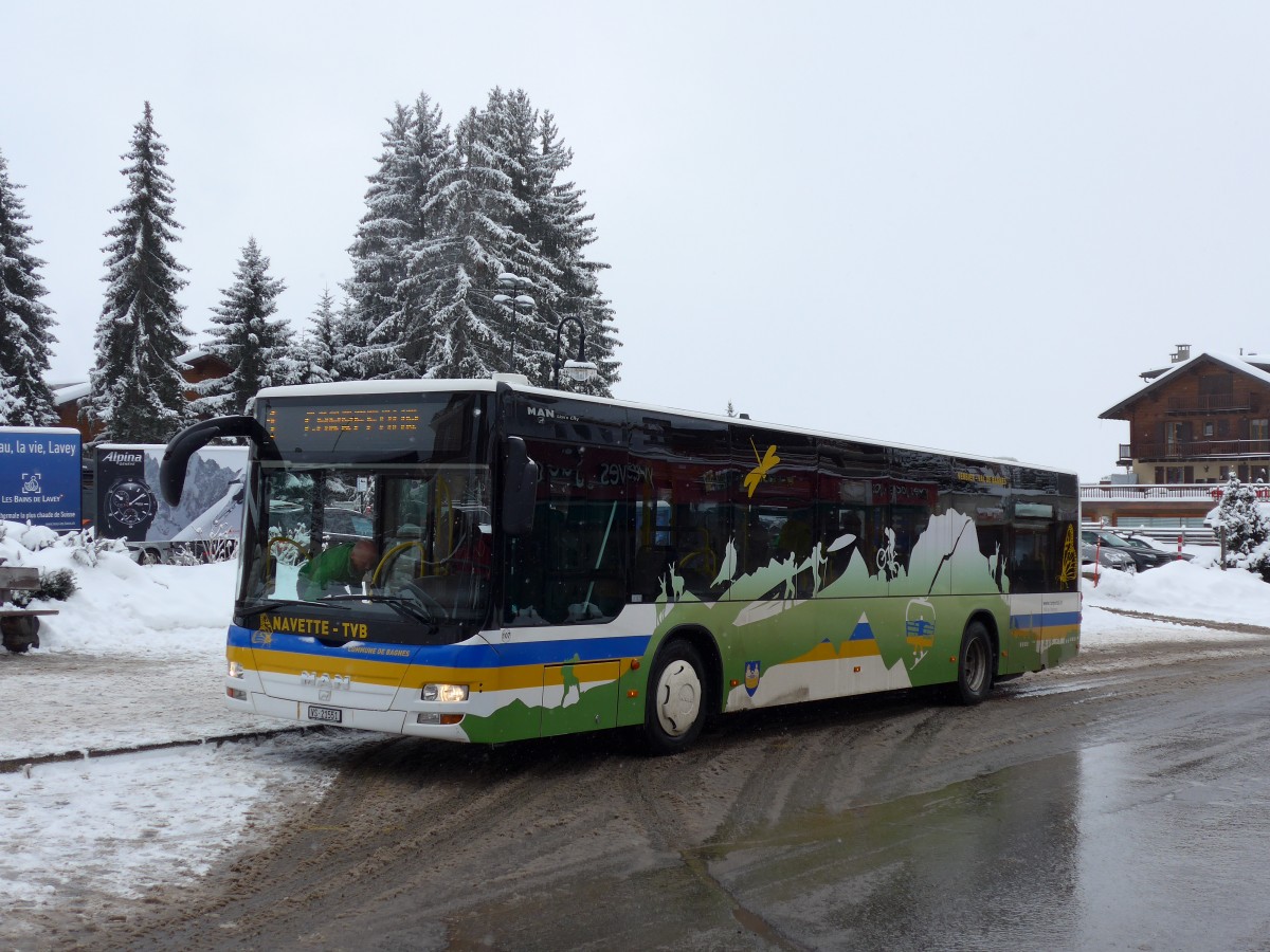 (148'727) - TMR Martigny - Nr. 107/VS 21'551 - MAN am 2. Februar 2014 in Verbier, Parking Ermitage