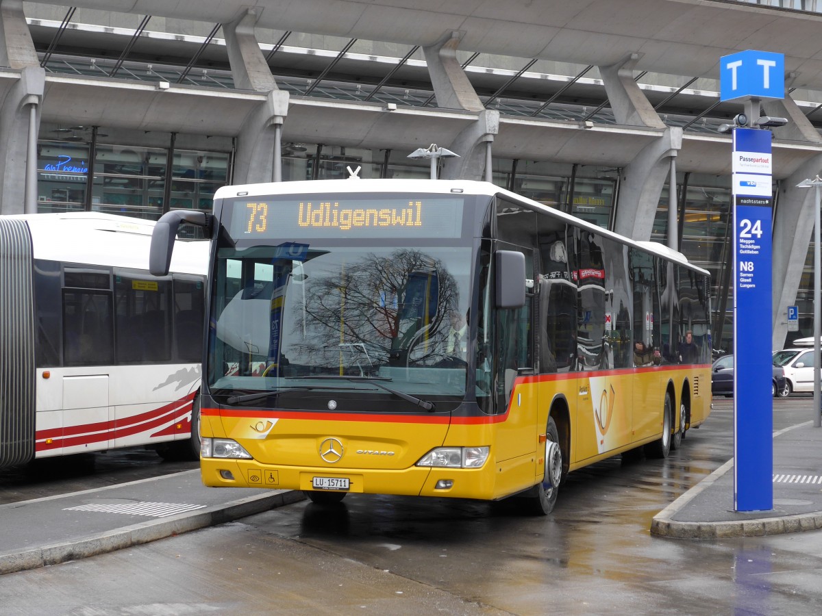 (148'891) - Bucheli, Kriens - Nr. 27/LU 15'711 - Mercedes am 16. Februar 2014 beim Bahnhof Luzern