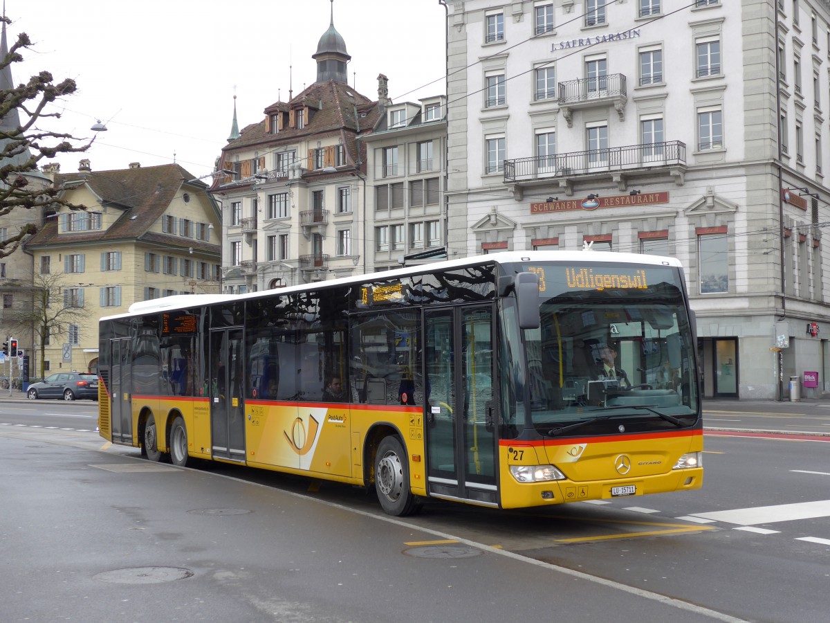 (148'930) - Bucheli, Kriens - Nr. 27/LU 15'711 - Mercedes am 16. Februar 2014 in Luzern, Schwanenplatz