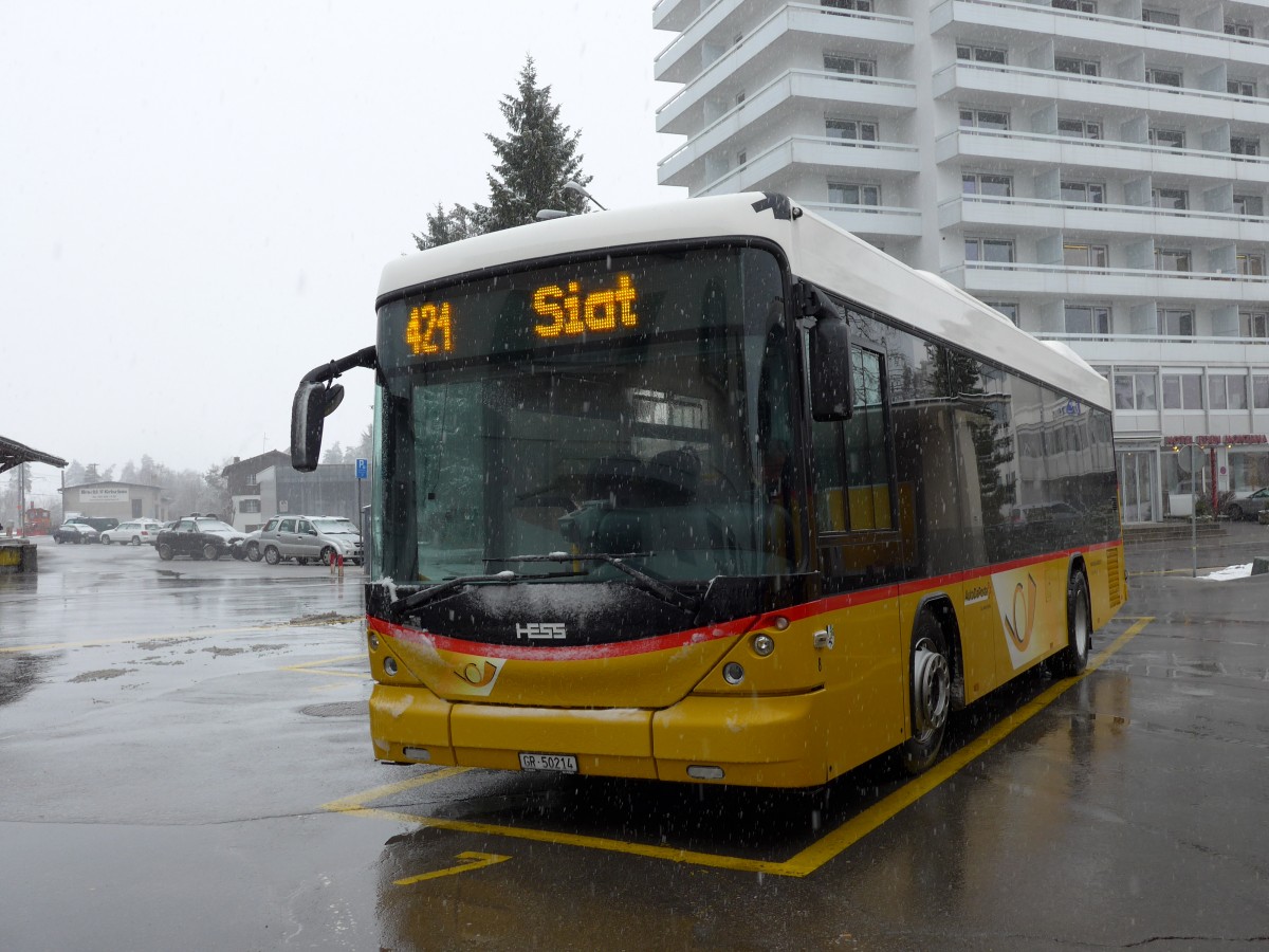 (149'052) - Fontana, Ilanz - Nr. 8/GR 50'214 - Scania/Hess am 1. Mrz 2014 beim Bahnhof Ilanz