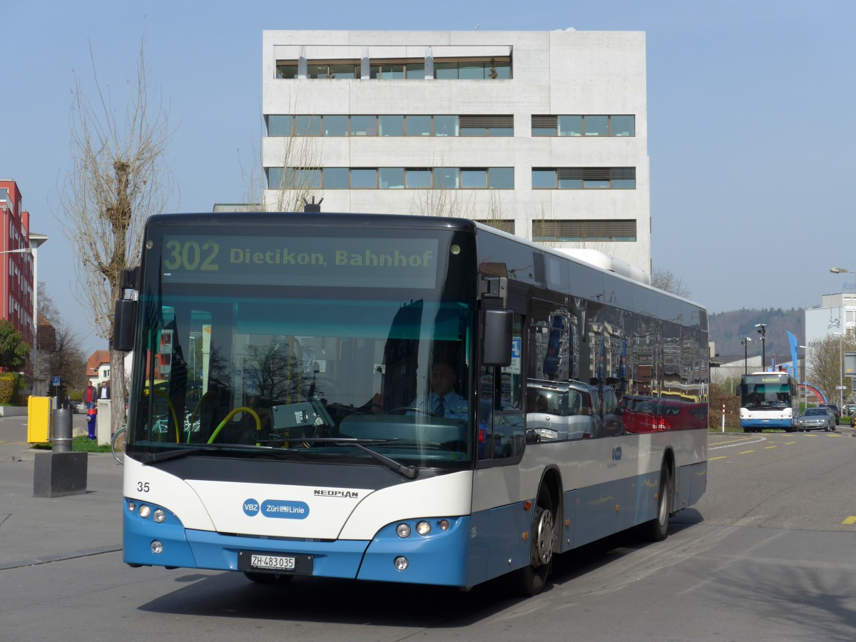 (149'464) - Limmat Bus, Dietikon - Nr. 35/ZH 483'035 - Neoplan (ex VBZ Zrich Nr. 260) am 31. Mrz 2014 beim Bahnhof Dietikon