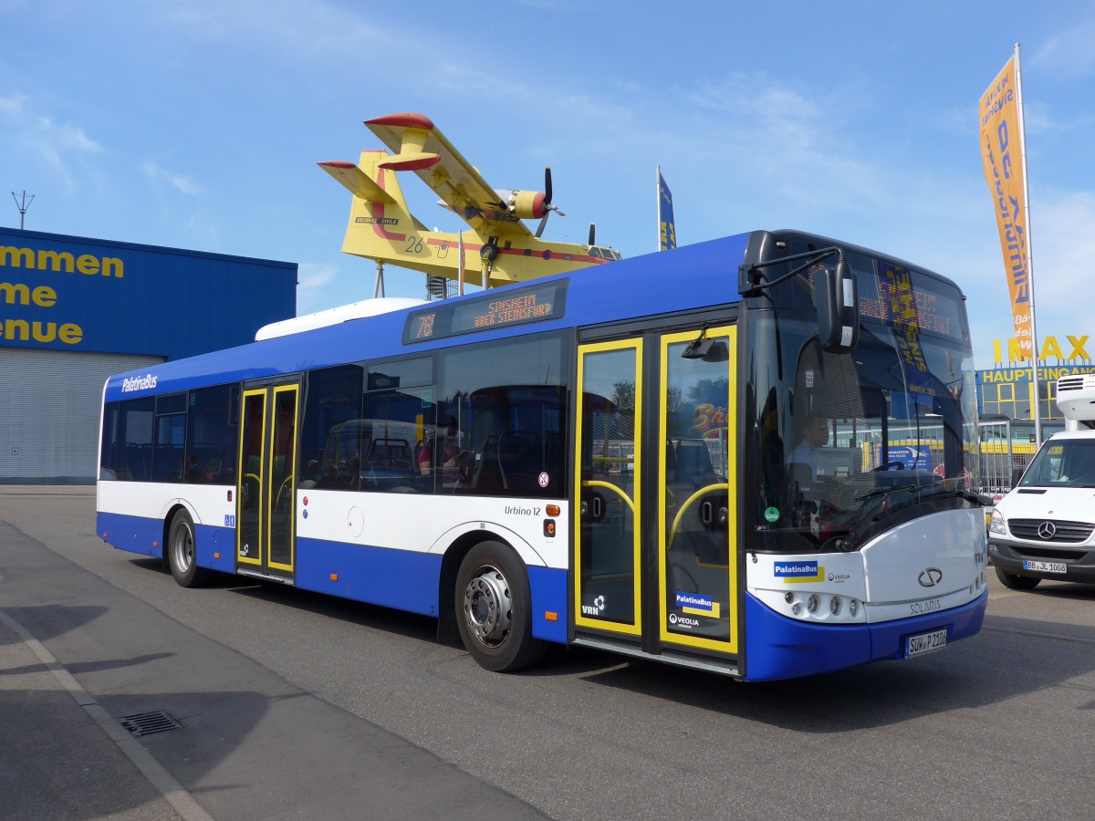 (149'747) - PalatinaBus, Edenkoben - SW-P 2106 - Solaris am 25. April 2014 in Sinsheim, Museum