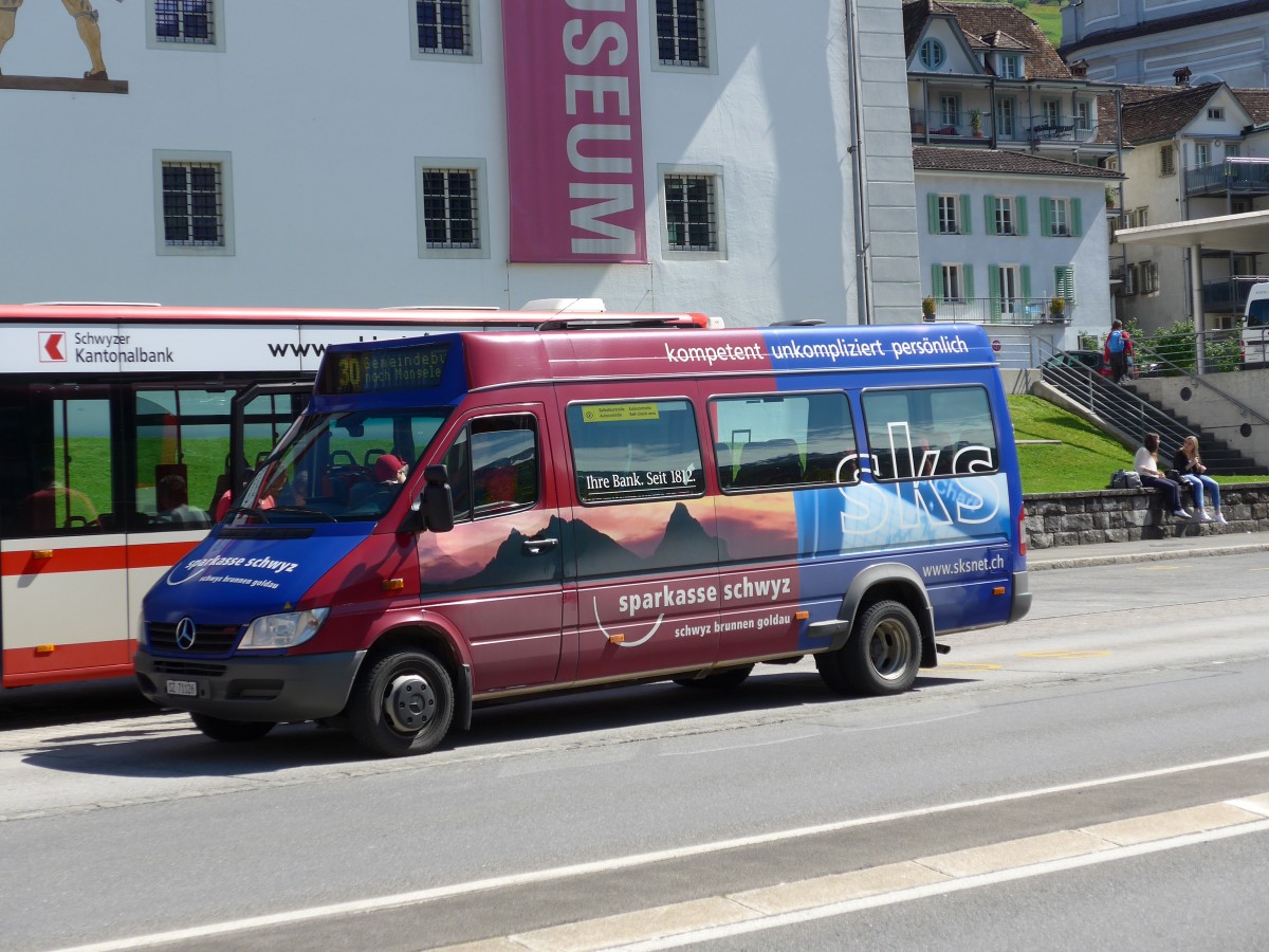 (150'568) - AAGS Schwyz - Nr. 26/SZ 71'126 - Mercedes am 10. Mai 2014 in Schwyz, Post