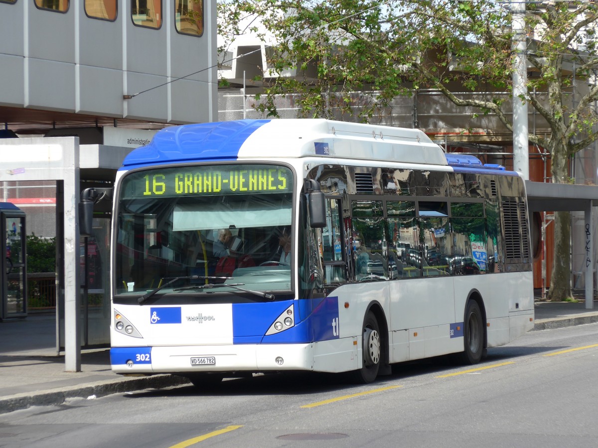 (151'140) - TL Lausanne - Nr. 302/VD 566'782 - Van Hool am 1. Juni 2014 in Lausanne, Chauderon