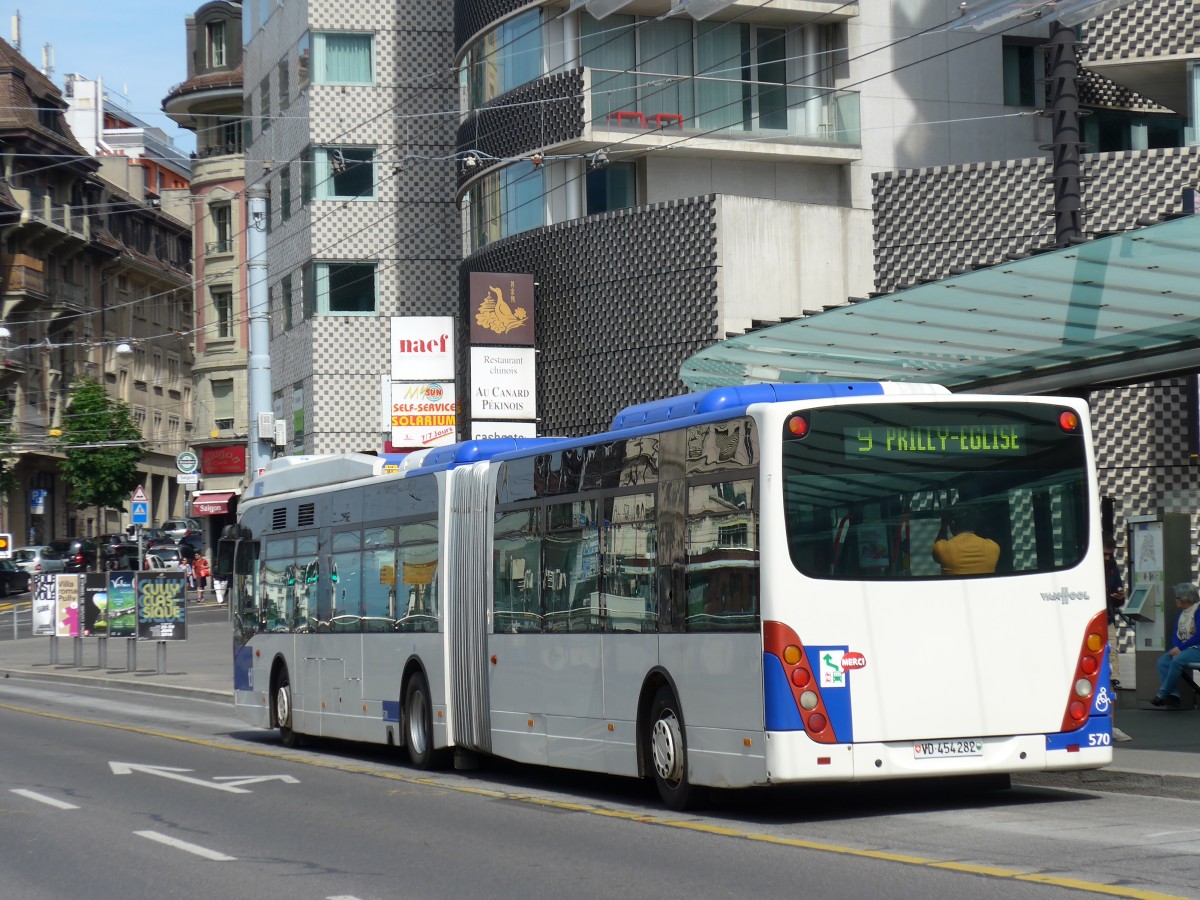 (151'143) - TL Lausanne - Nr. 570/VD 454'282 - Van Hool am 1. Juni 2014 in Lausanne, Chauderon