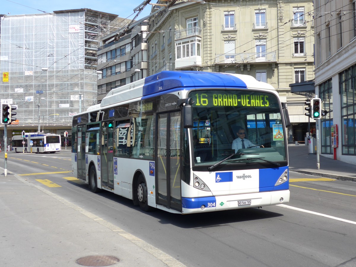 (151'166) - TL Lausanne - Nr. 304/VD 566'785 - Van Hool am 1. Juni 2014 in Lausanne, Bel-Air