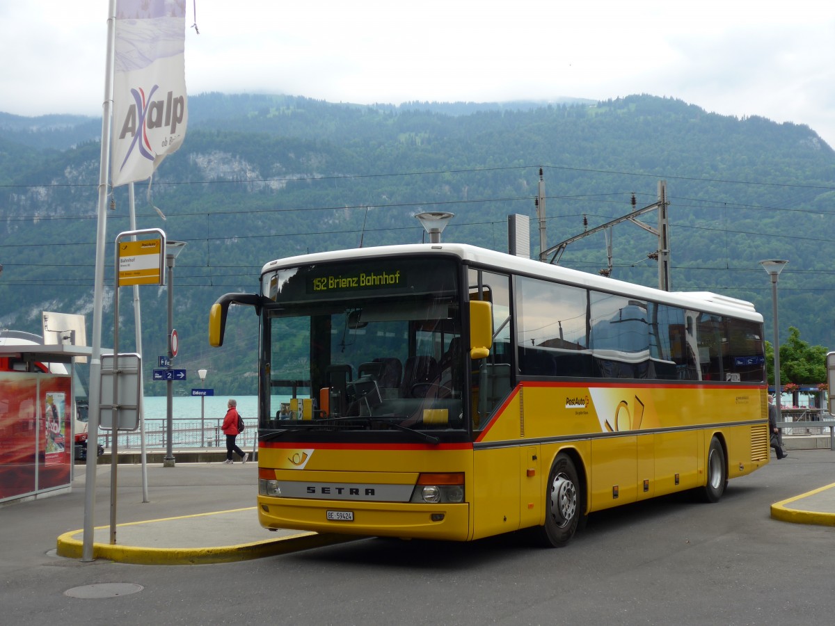 (151'549) - Flck, Brienz - Nr. 7/BE 59'434 - Setra am 15. Juni 2014 beim Bahnhof Brienz