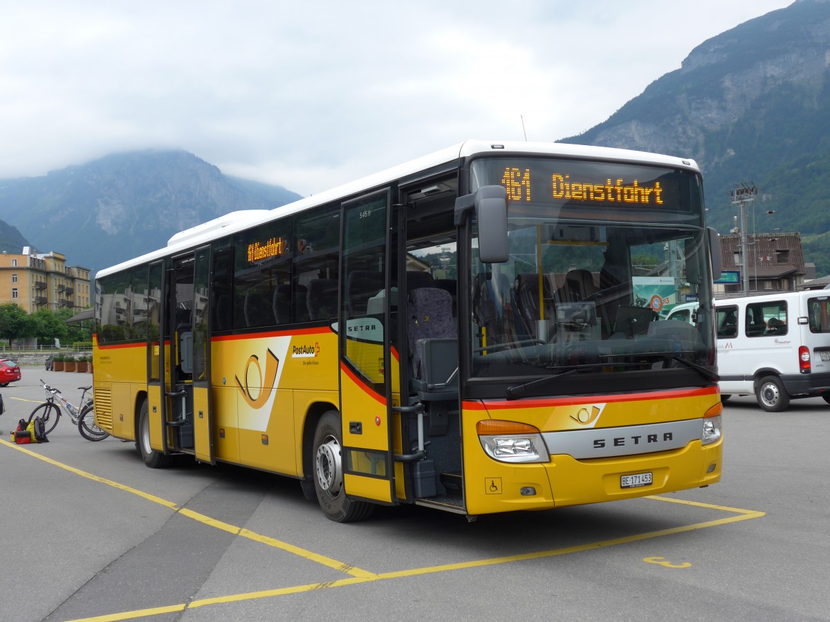 (151'584) - AVG Meiringen - Nr. 73/BE 171'453 - Setra am 15. Juni 2014 in Meiringen, Postautostation