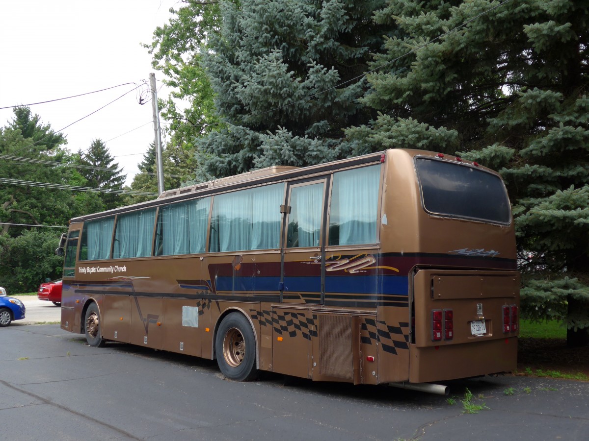 (152'610) - Trinity Baptist Community Church, Crystal Lake - 29'226 CV - Van Hool am 11. Juli 2014 in Crystal Lake