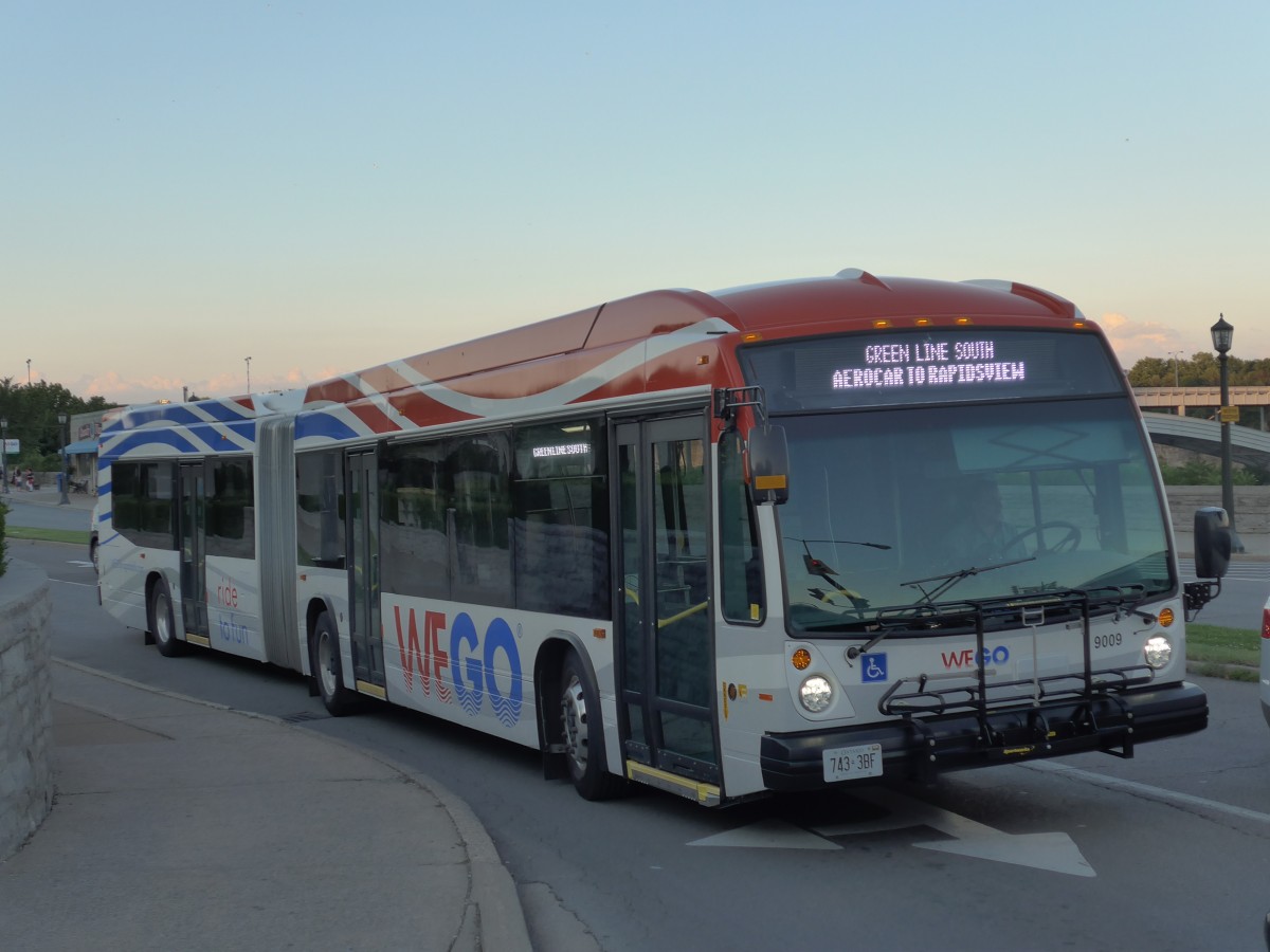 (152'888) - WEGO Niagara Falls - Nr. 9009/743 3BF - Nova Bus am 15. Juli 2014 in Clifton Hill, Niagara Falls