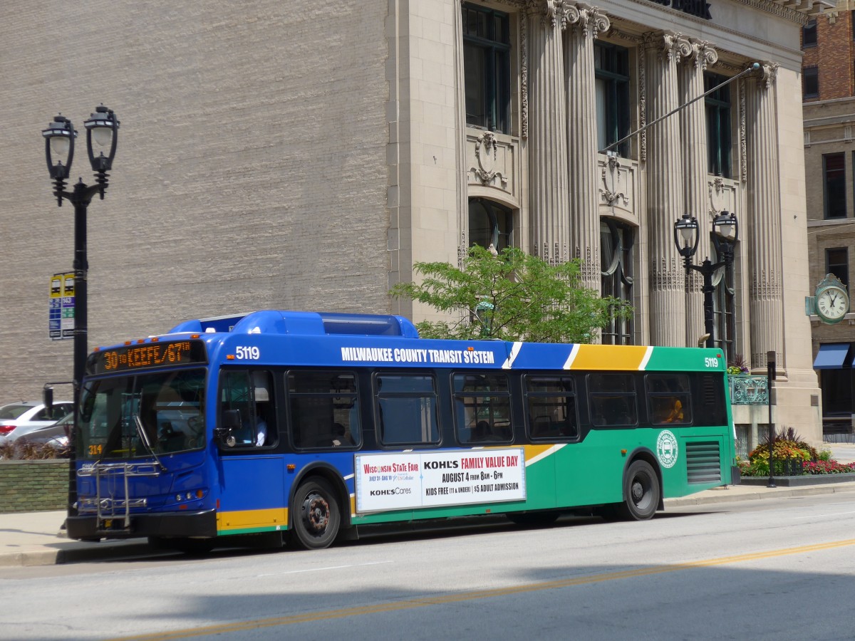 (153'022) - MCTS Milwaukee - Nr. 5119/80'160 - New Flyer am 17. Juli 2014 in Milwaukee