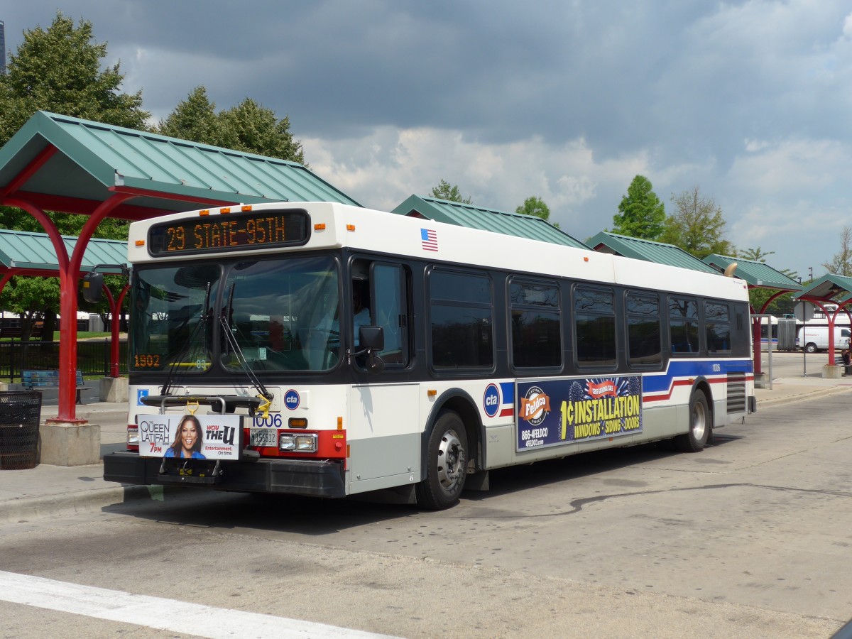 (153'097) - CTA Chicago - Nr. 1006/M 156'512 - New Flyer am 18. Juli 2014 in Chicago, Navy Pier