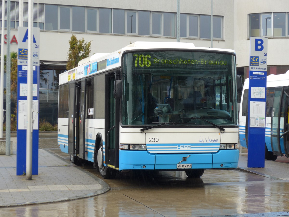 (153'923) - WilMobil, Wil - Nr. 230/SG 349'357 - Volvo/Hess (ex RTB Altsttten Nr. 70) am 16. August 2014 beim Bahnhof Wil