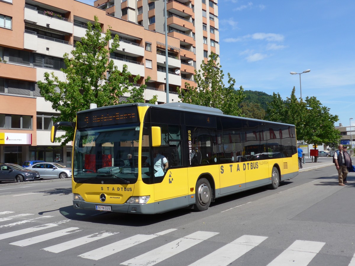 (154'310) - Stadtbus, Feldkirch - FK NIGG 8 - Mercedes am 21. August 2014 beim Bahnhof Feldkirch