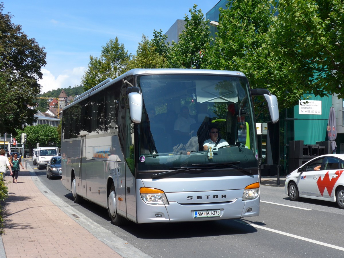 (154'336) - Aus Slowenien: Jaklic, Dobrnic - NM MJ-373 - Setra am 21. August 2014 in Vaduz, Post