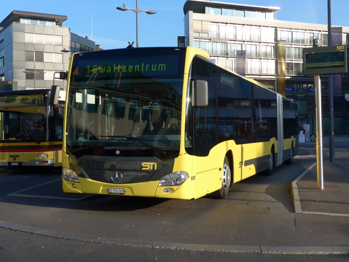 (155'371) - STI Thun - Nr. 169/BE 752'169 - Mercedes am 26. September 2014 beim Bahnhof Thun