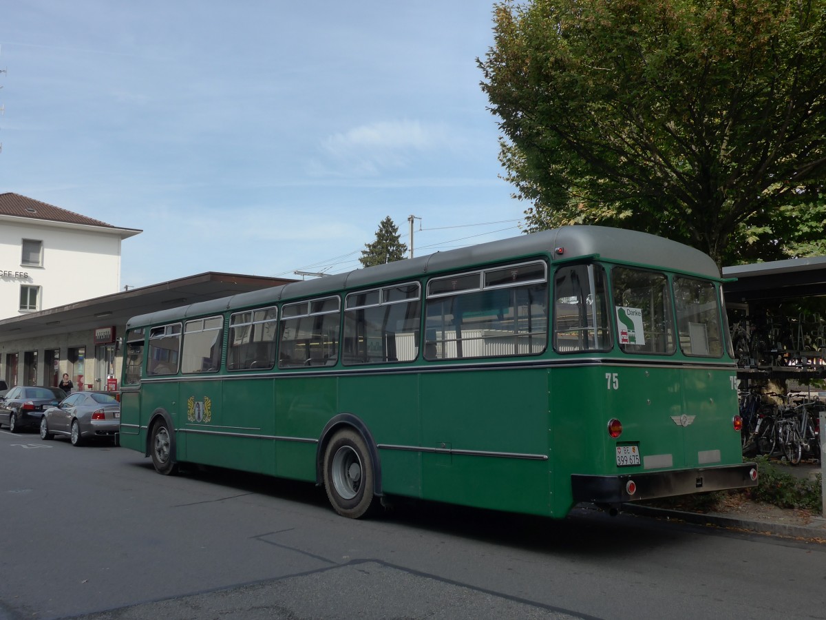 (155'473) - BVB Basel (RWB) - Nr. 75/BE 399'675 - FBW/FHS am 5. Oktober 2014 beim Bahnhof Burgdorf